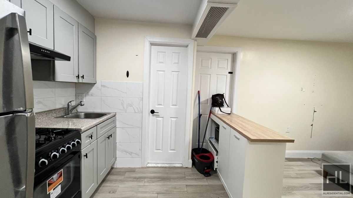 #3 photo, 798 Miller Avenue, 布鲁克林 East New York , NY 11207