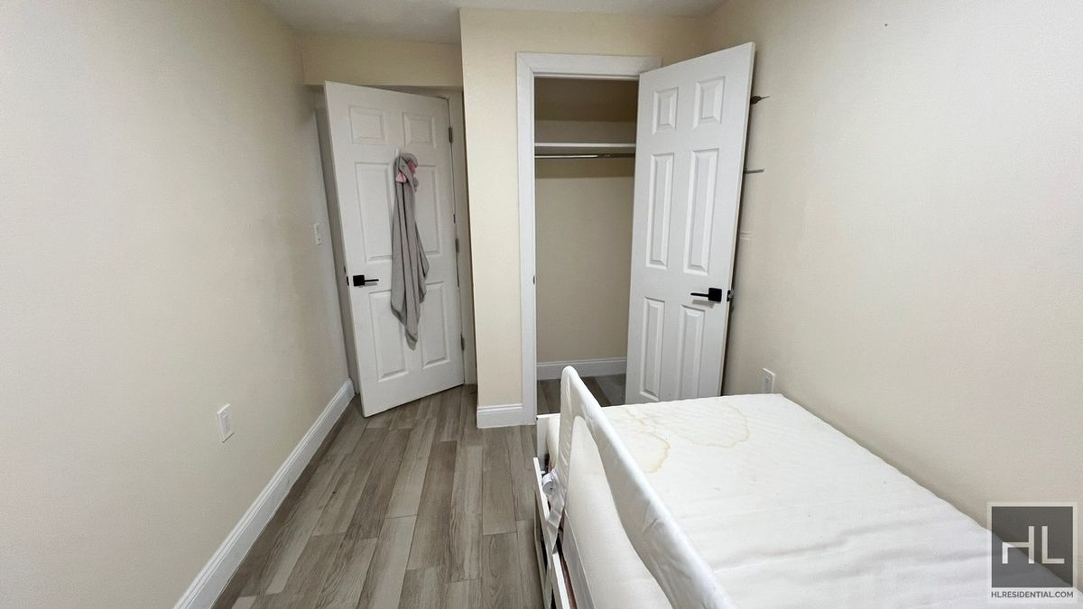 #8 photo, 798 Miller Avenue, 布鲁克林 East New York , NY 11207