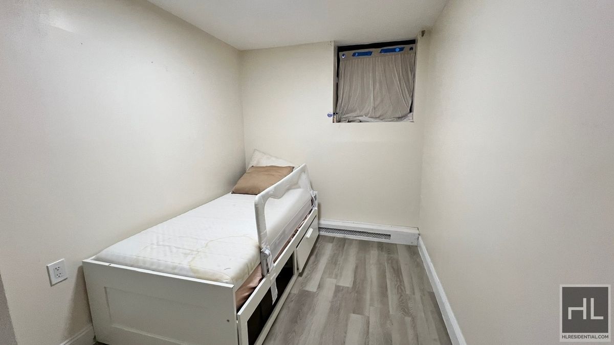 #9 photo, 798 Miller Avenue, 布鲁克林 East New York , NY 11207