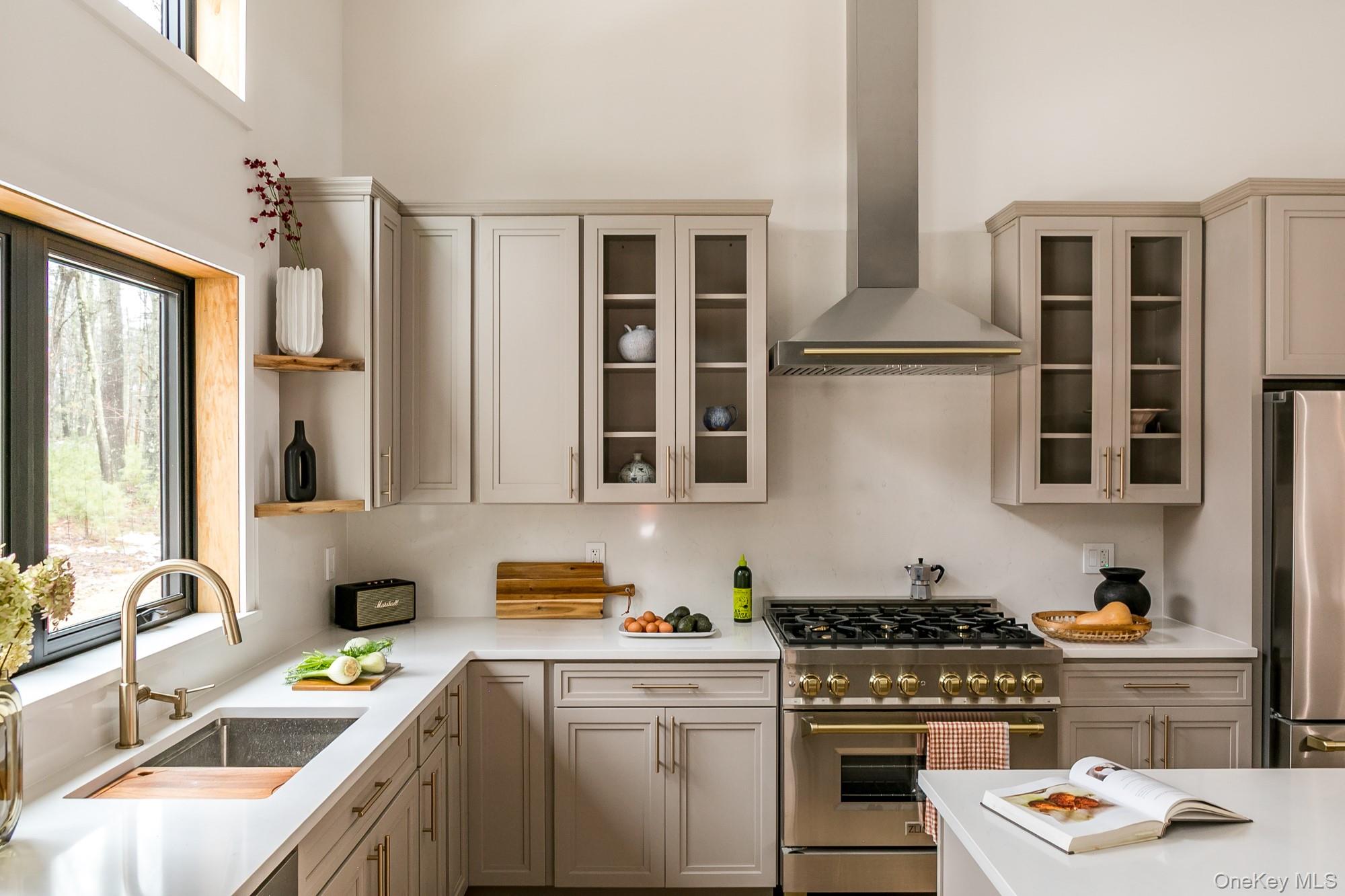 #4 photo, 33 Betten Court, Saugerties , NY 12477