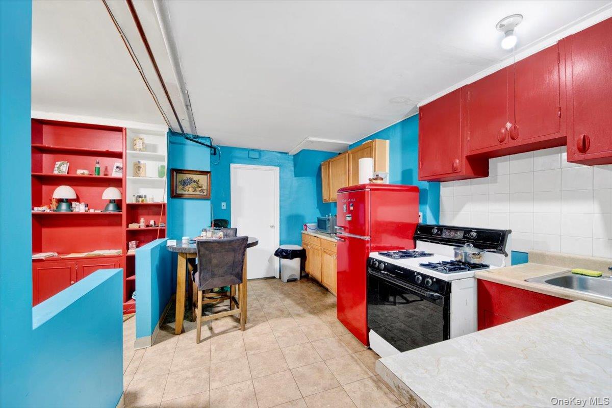 #15 photo, 1241 Arnow Avenue, Бронкс ‖ Bronx , NY 10469