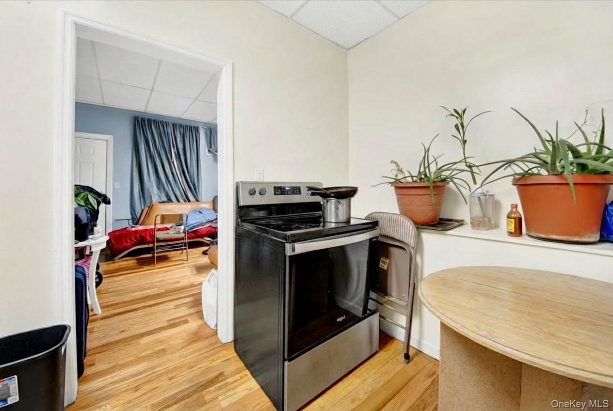 #12 photo, 13 N 6th Avenue, Mount Vernon , NY 10550