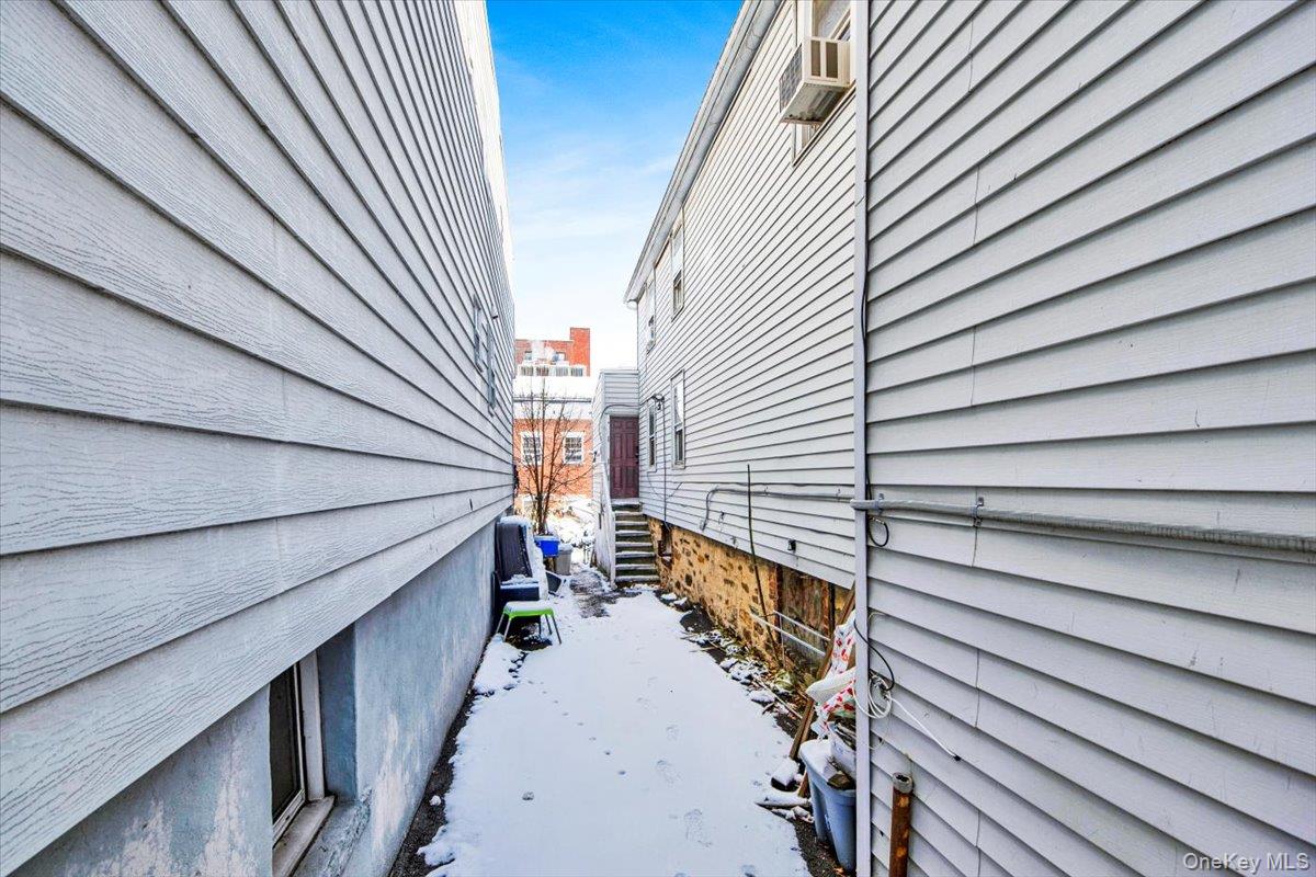 #3 photo, 13 N 6th Avenue, Mount Vernon , NY 10550