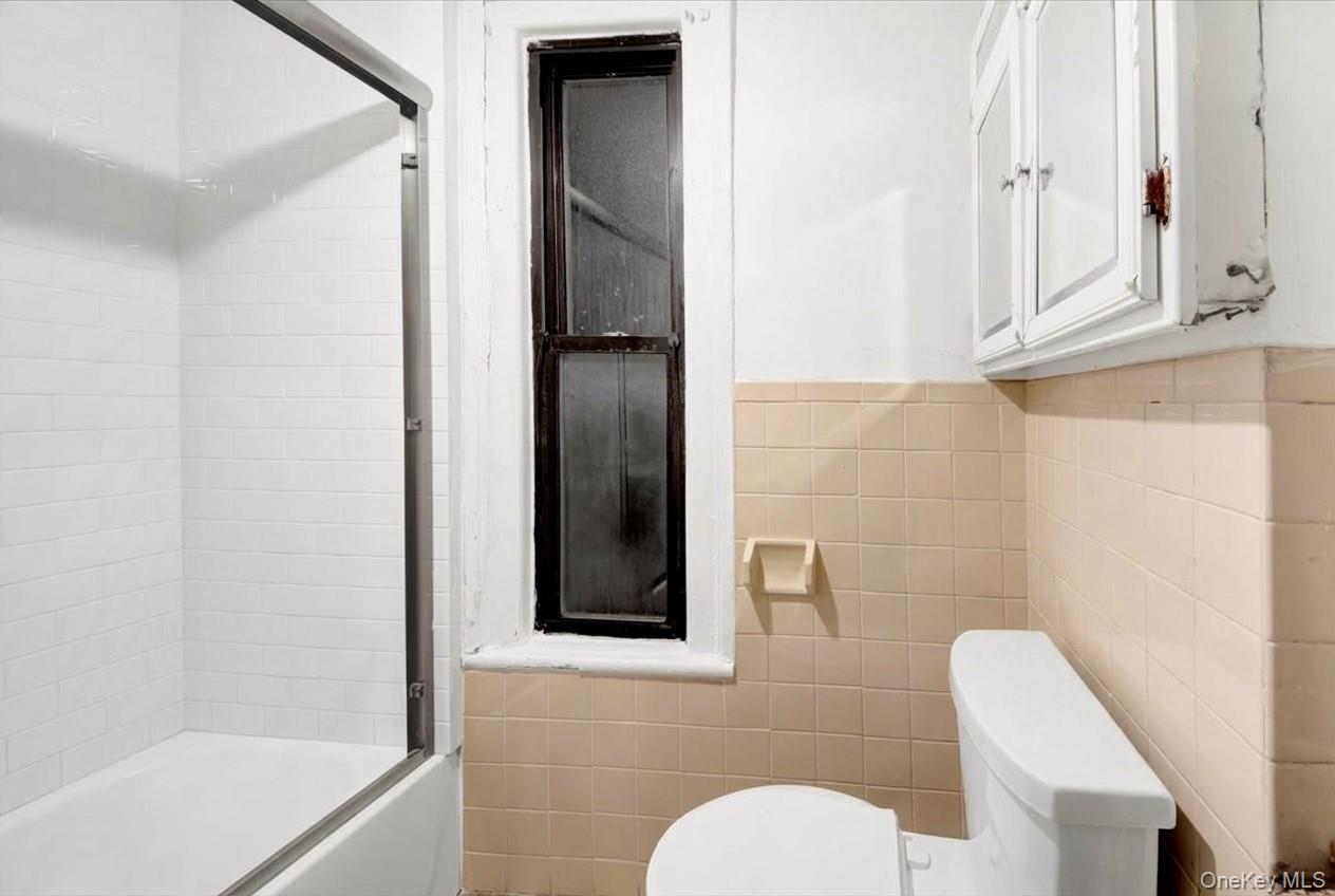 #11 photo, 11 N 6th Avenue, Mount Vernon , NY 10550