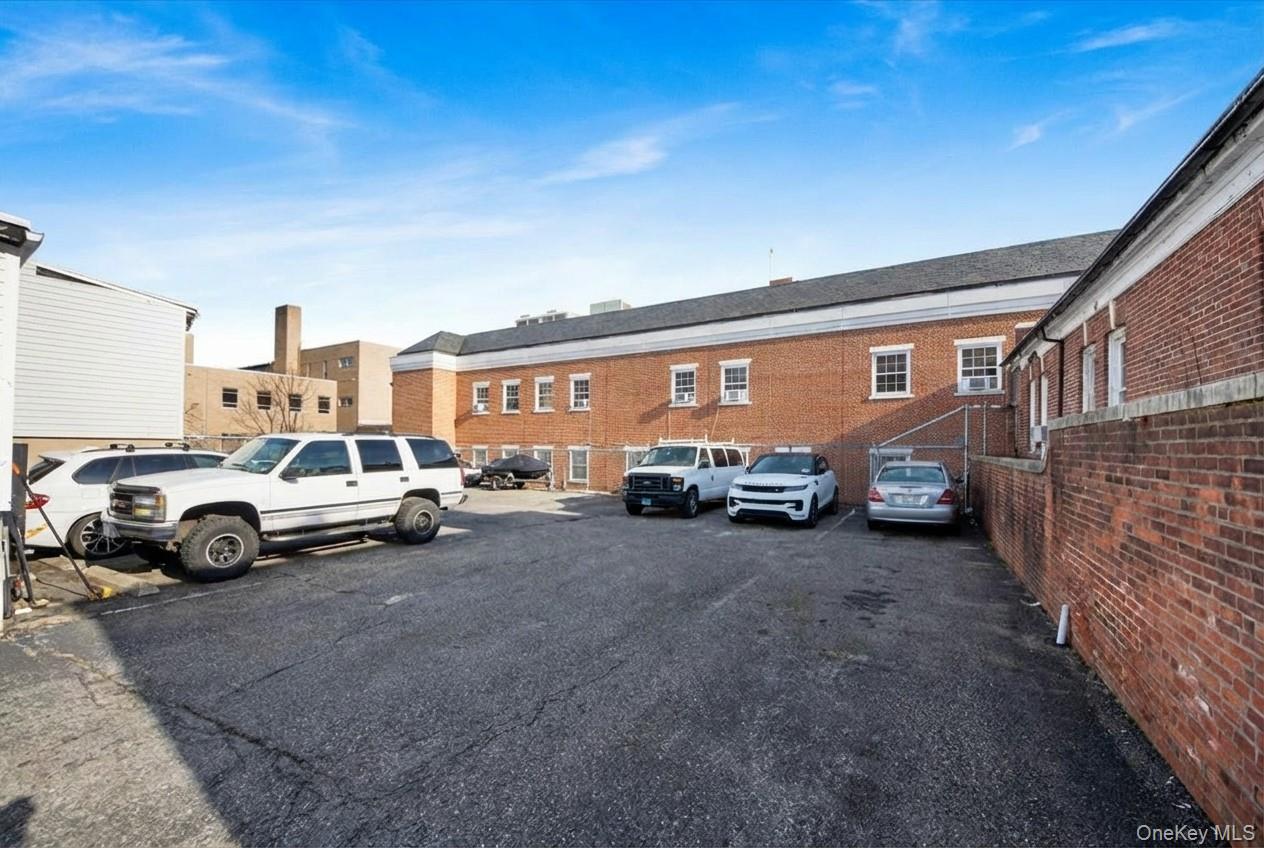 #2 photo, 11 N 6th Avenue, Mount Vernon , NY 10550