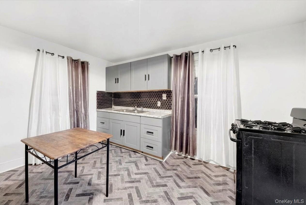 #9 photo, 11 N 6th Avenue, Mount Vernon , NY 10550