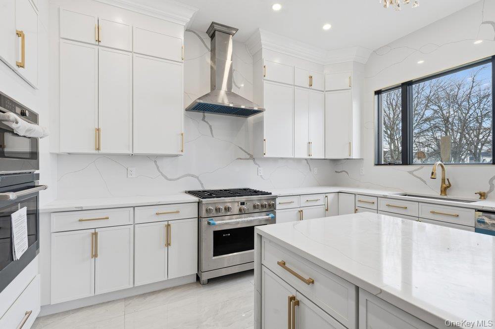 #10 photo, 259-09 81st Avenue, Glen Oaks , NY 11004