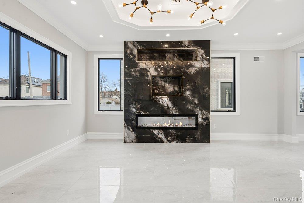 #14 photo, 259-09 81st Avenue, Glen Oaks , NY 11004