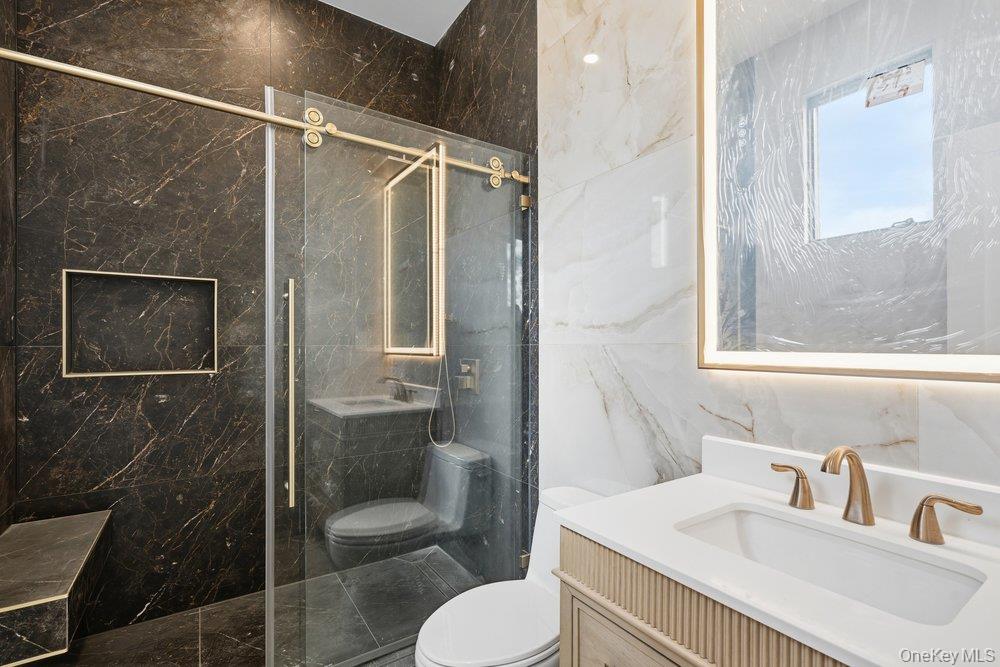 #9 photo, 259-09 81st Avenue, Glen Oaks , NY 11004