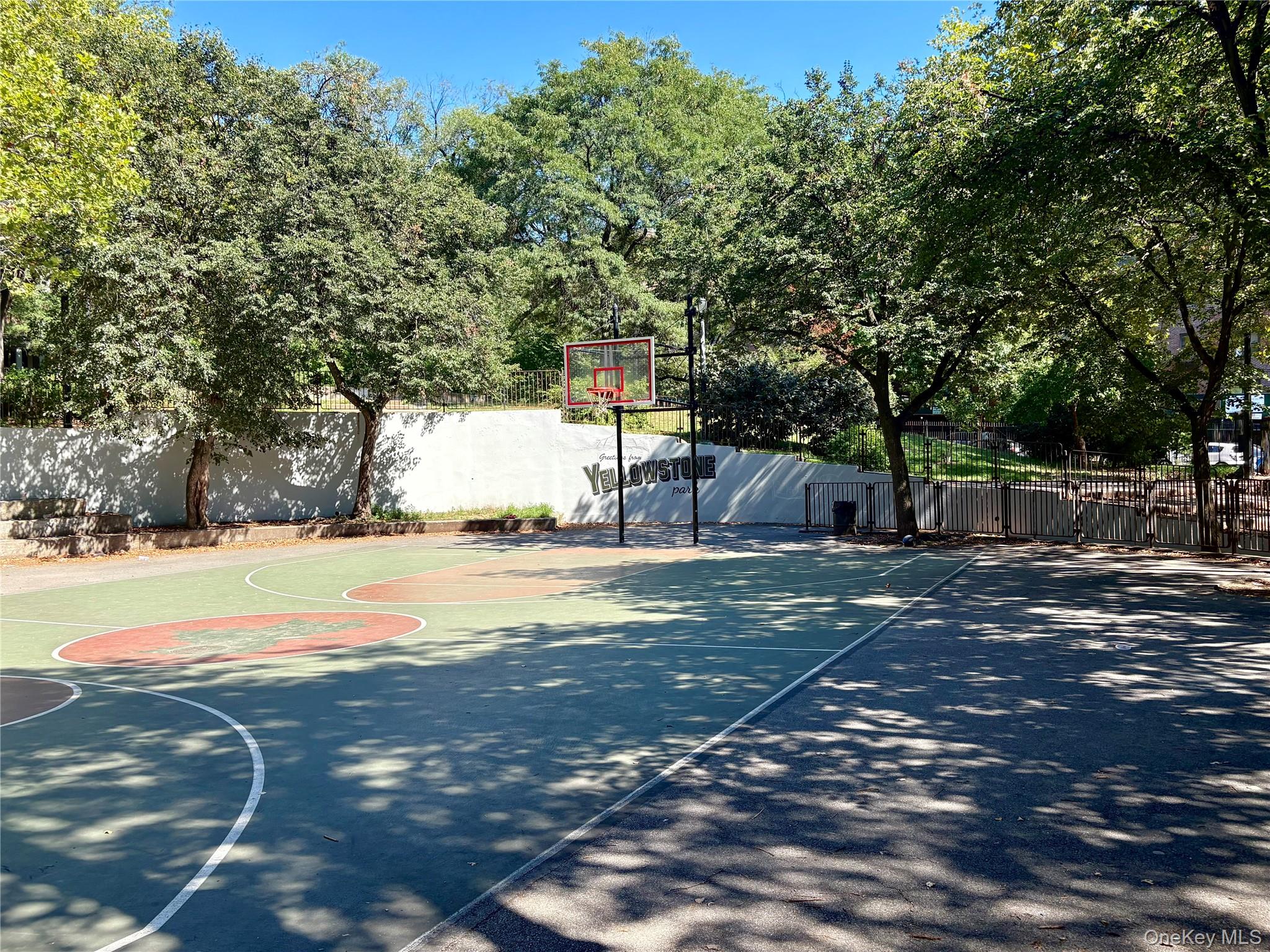 #11 photo, 102-55 67th Road, Forest Hills , NY 11375