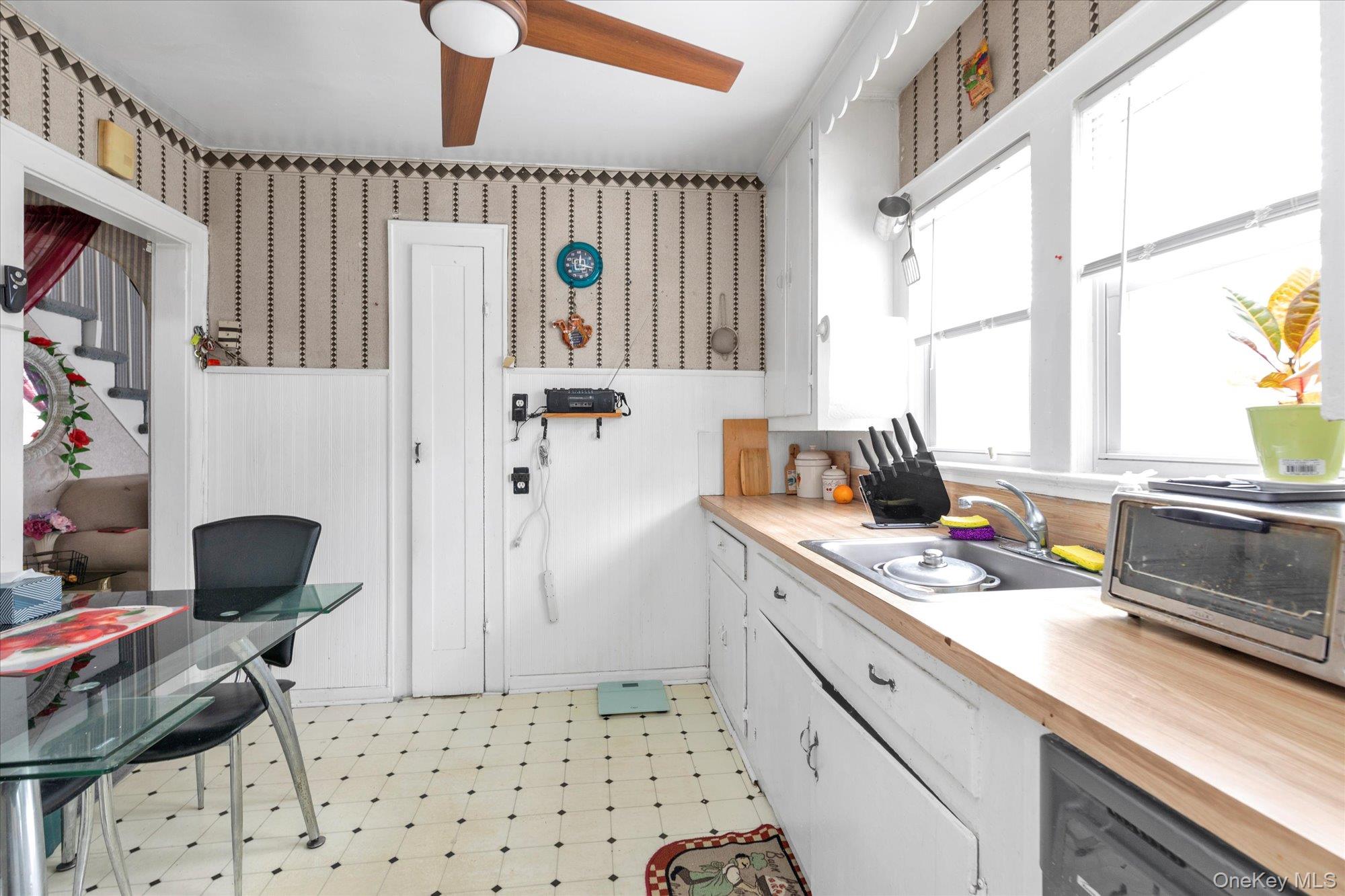 #10 photo, 136 Butler Boulevard, 長島 Elmont , NY 11003