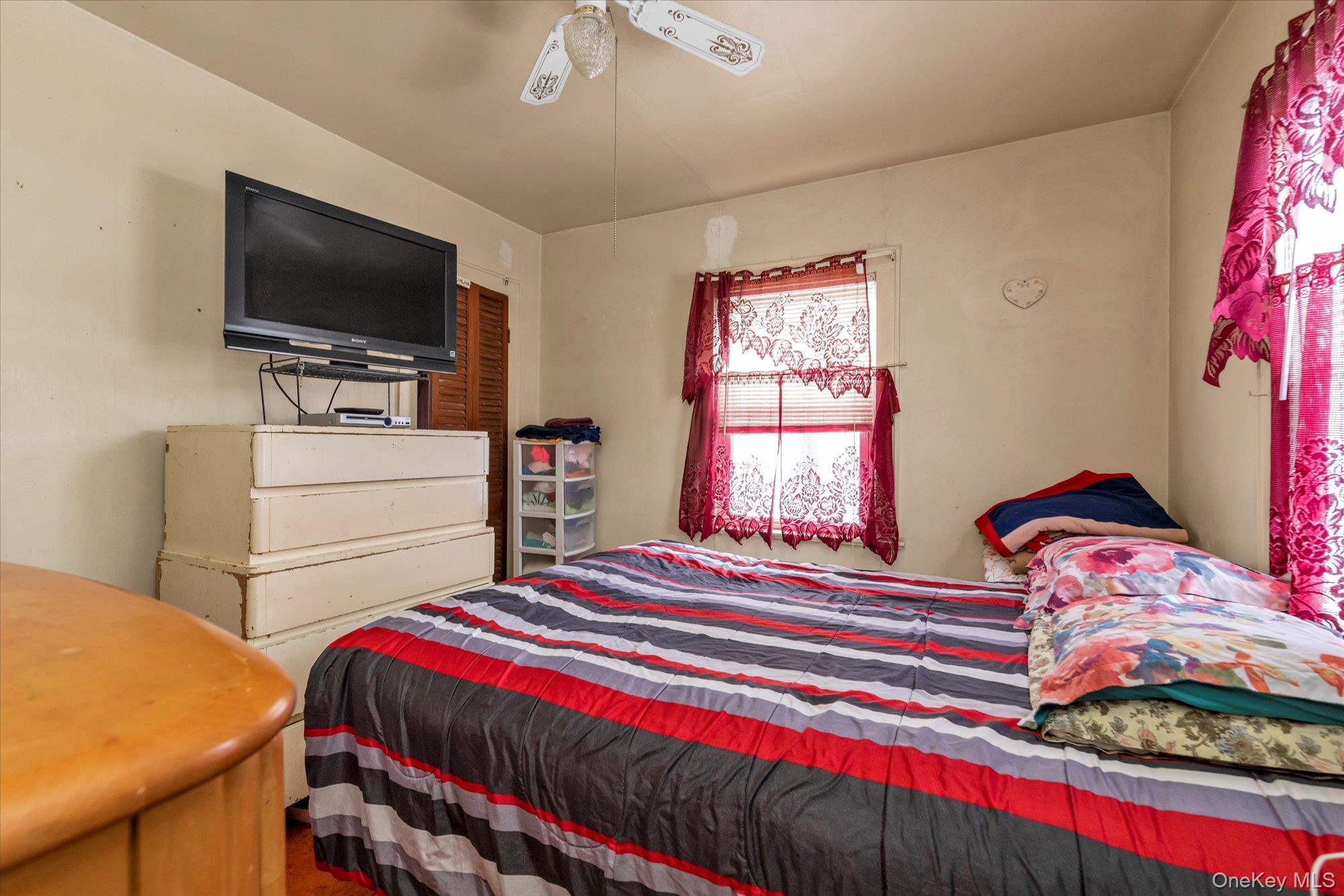 #11 photo, 136 Butler Boulevard, 長島 Elmont , NY 11003