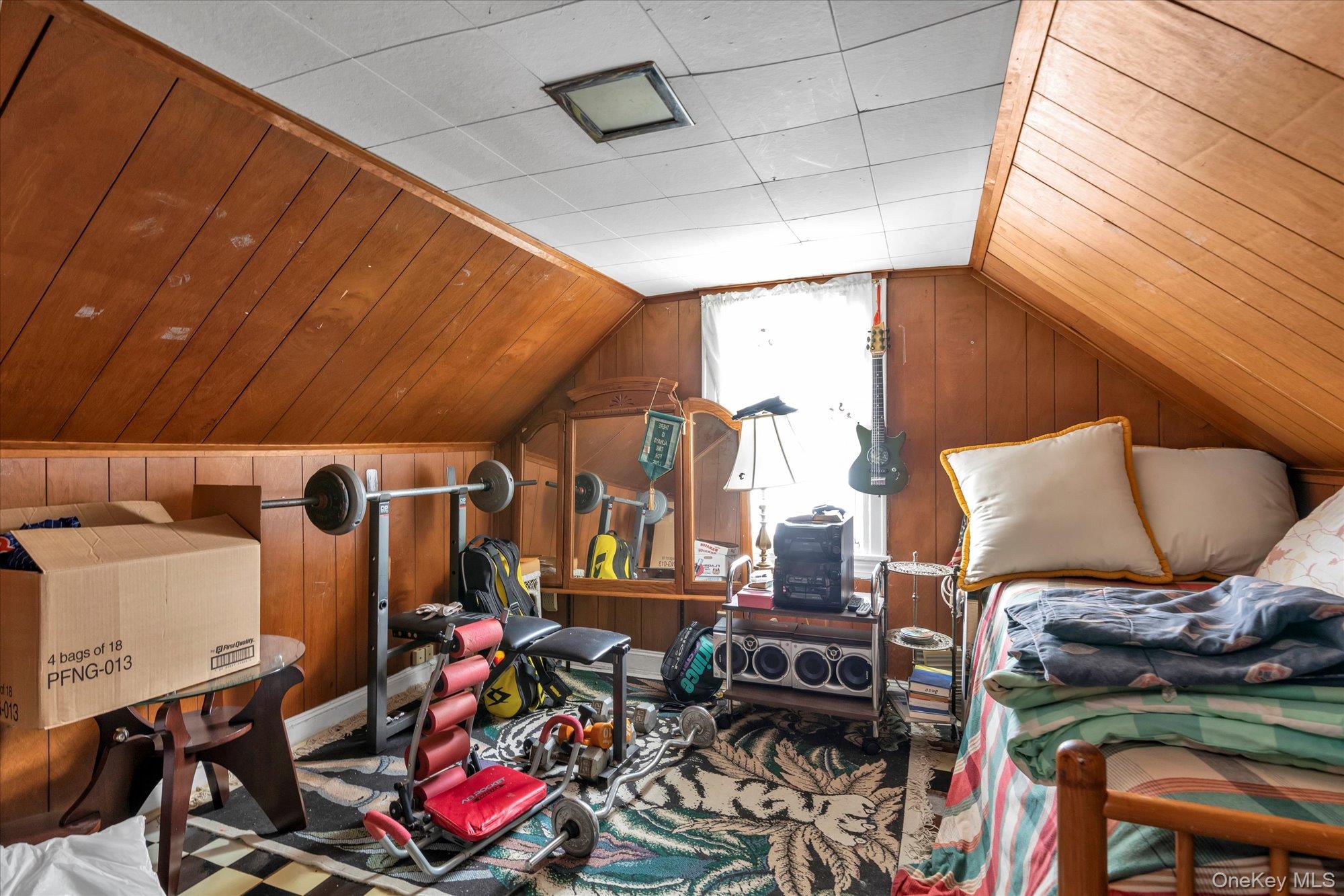 #13 photo, 136 Butler Boulevard, 長島 Elmont , NY 11003