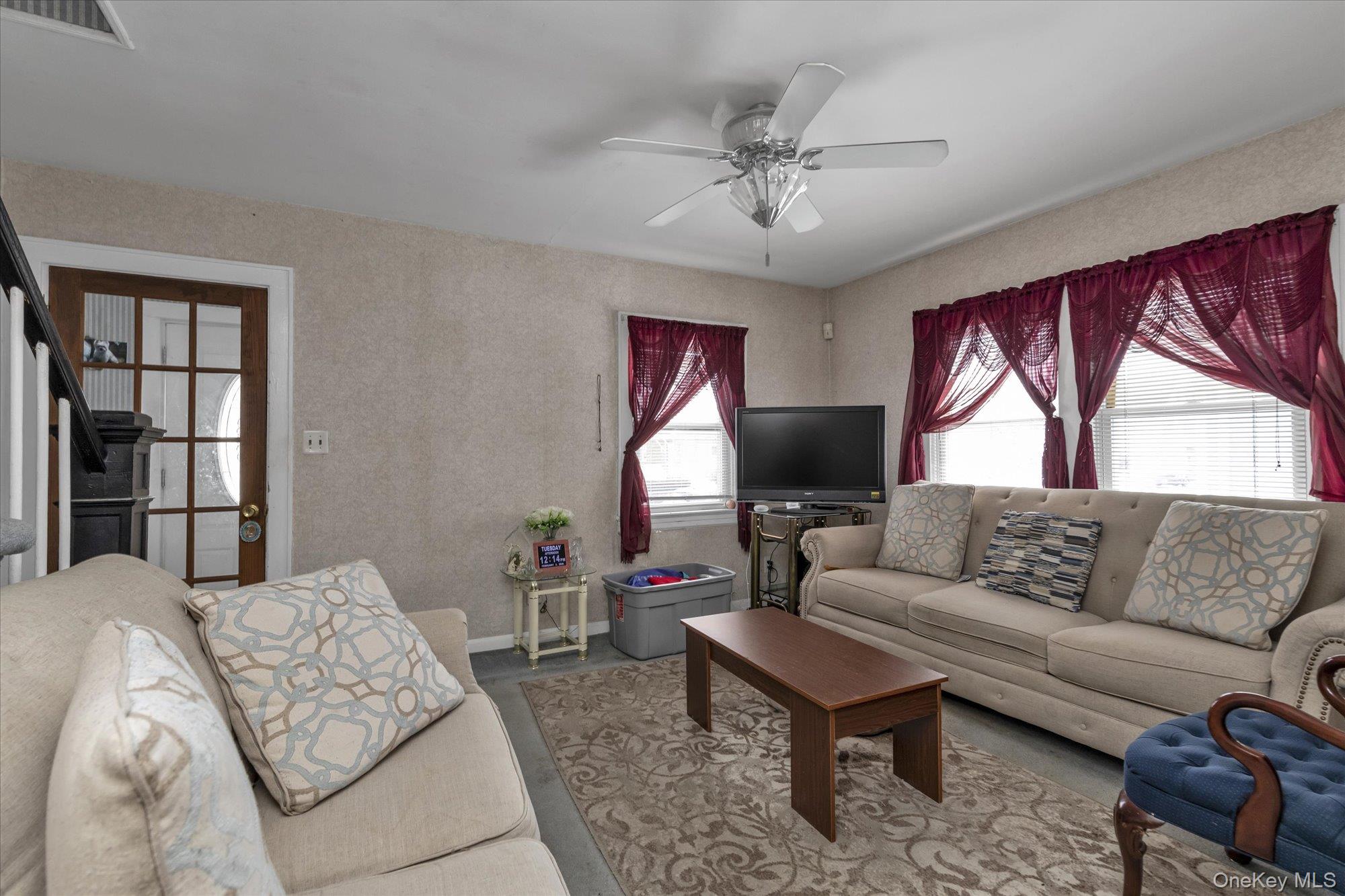 #4 photo, 136 Butler Boulevard, 長島 Elmont , NY 11003