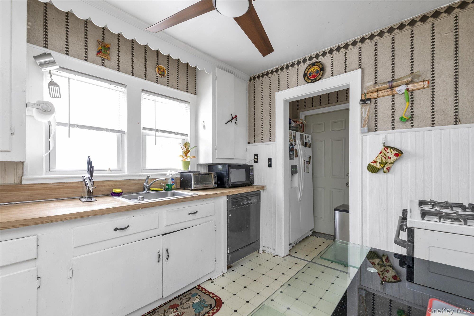 #9 photo, 136 Butler Boulevard, 長島 Elmont , NY 11003