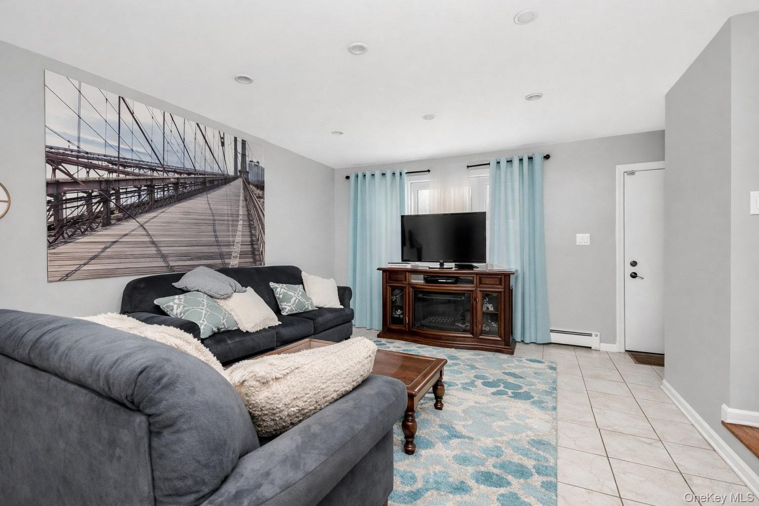 #6 photo, 1019 E 228th Street, Бронкс ‖ Bronx , NY 10466