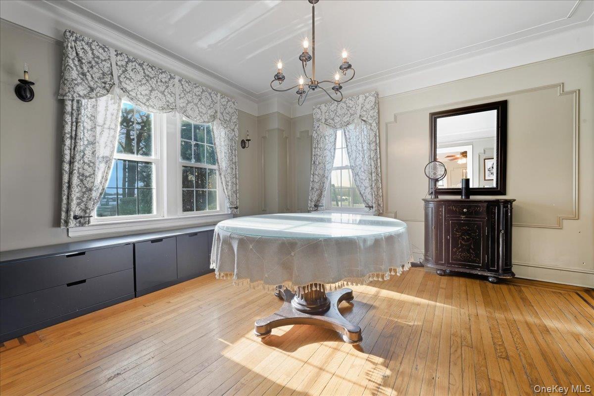 #10 photo, 70 Larch Avenue, Floral Park , NY 11001