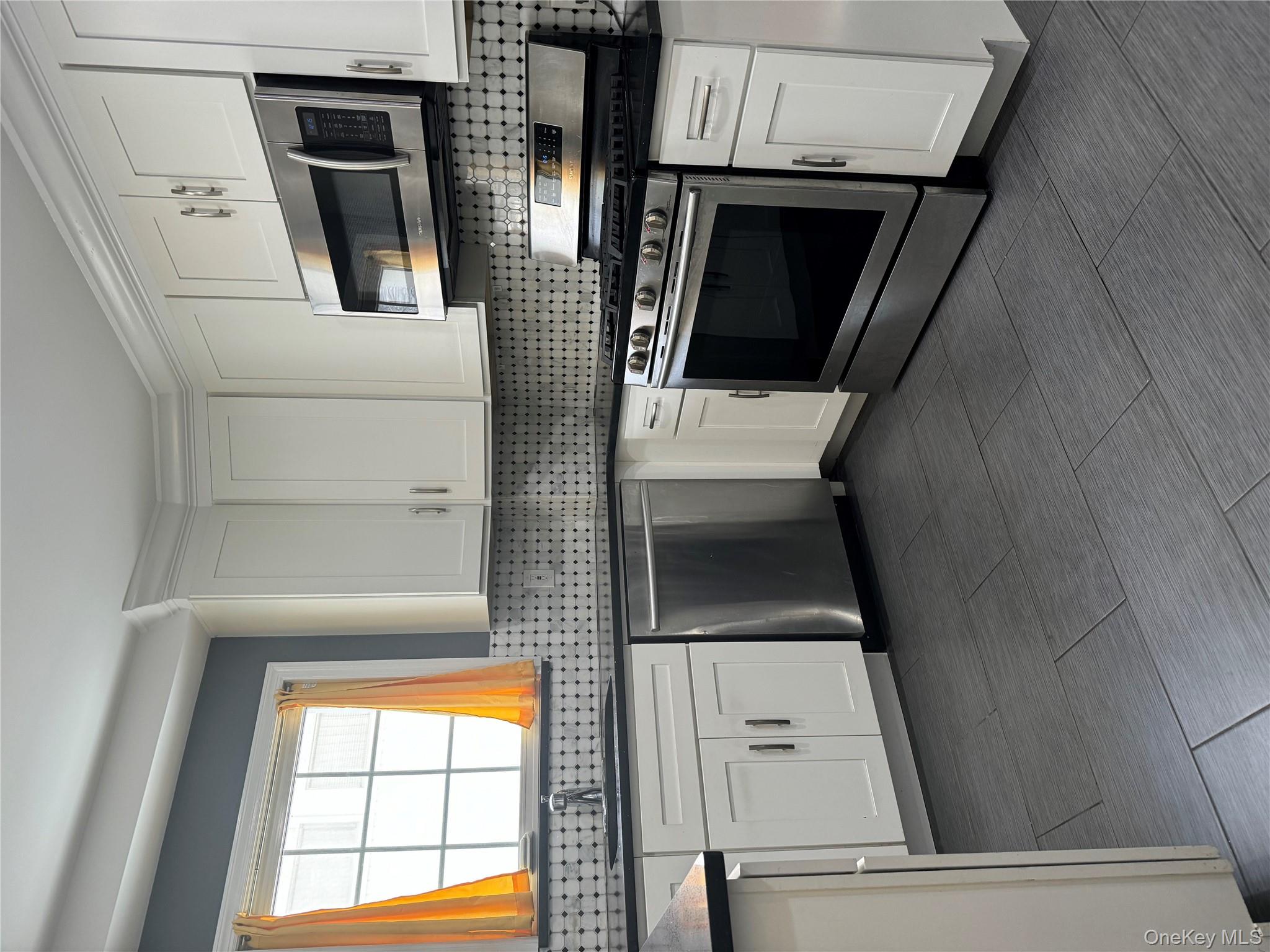 #7 photo, 31 Flower Road, Valley Stream , NY 11581