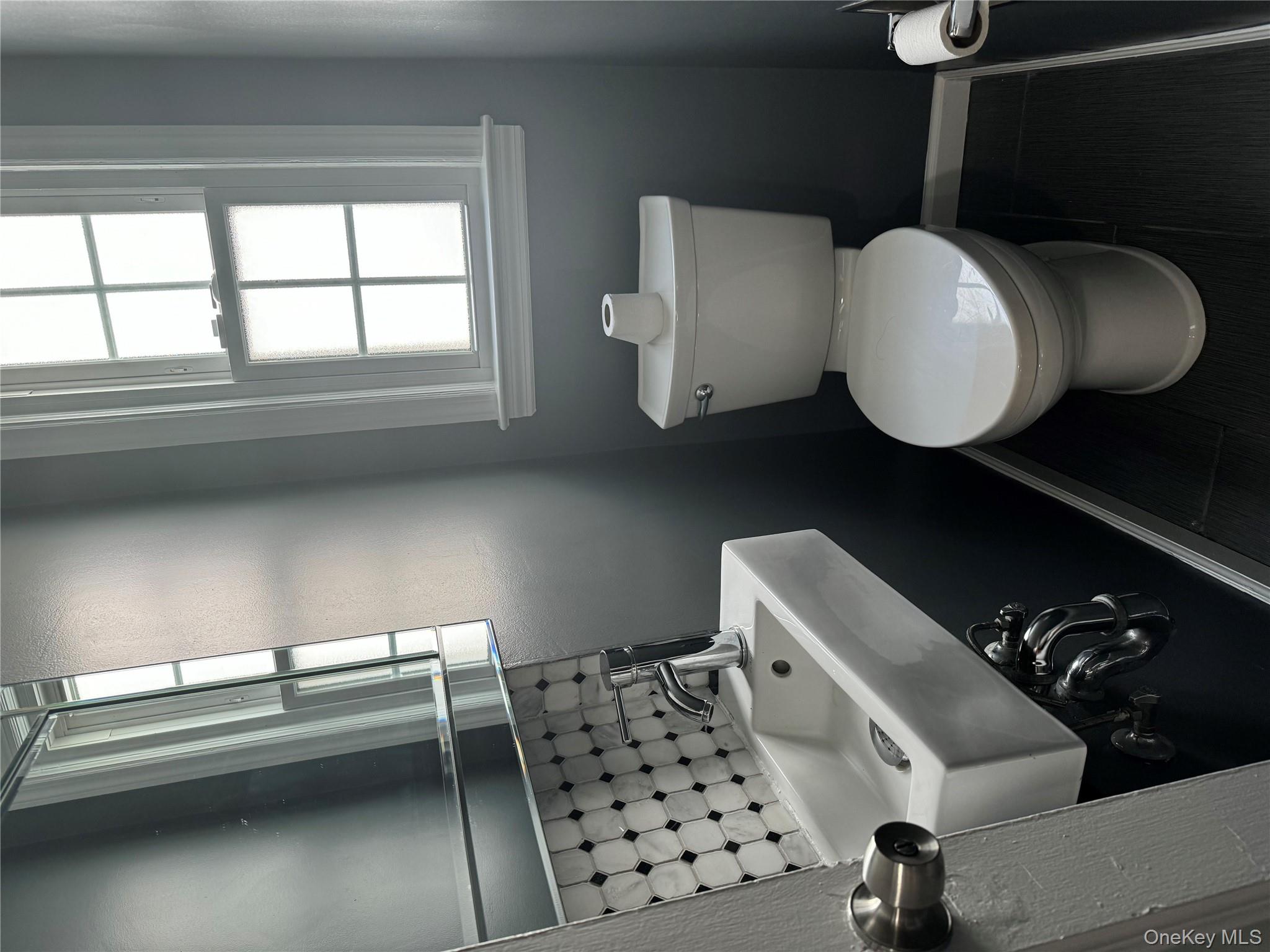 #8 photo, 31 Flower Road, Valley Stream , NY 11581