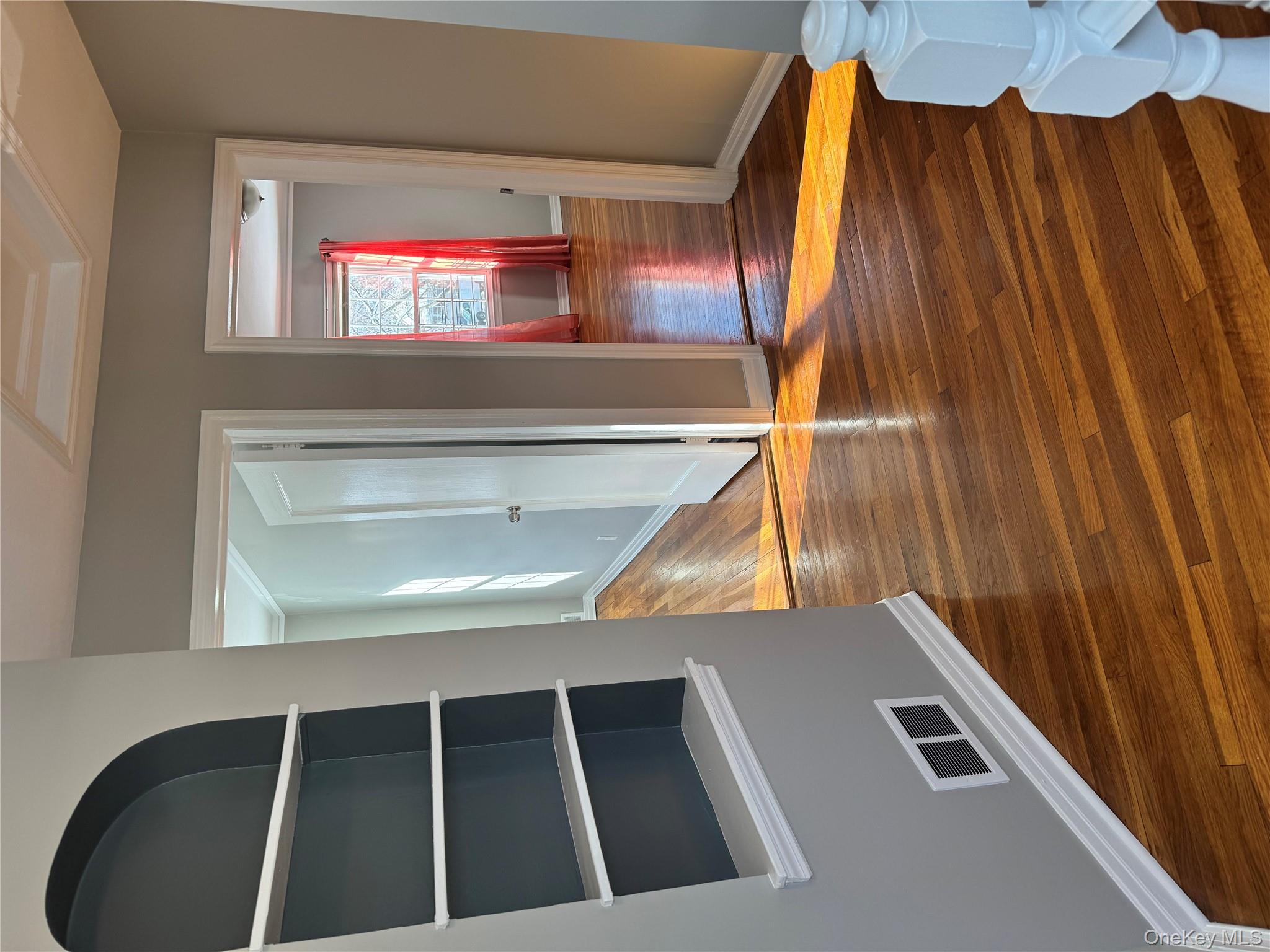 #9 photo, 31 Flower Road, Valley Stream , NY 11581