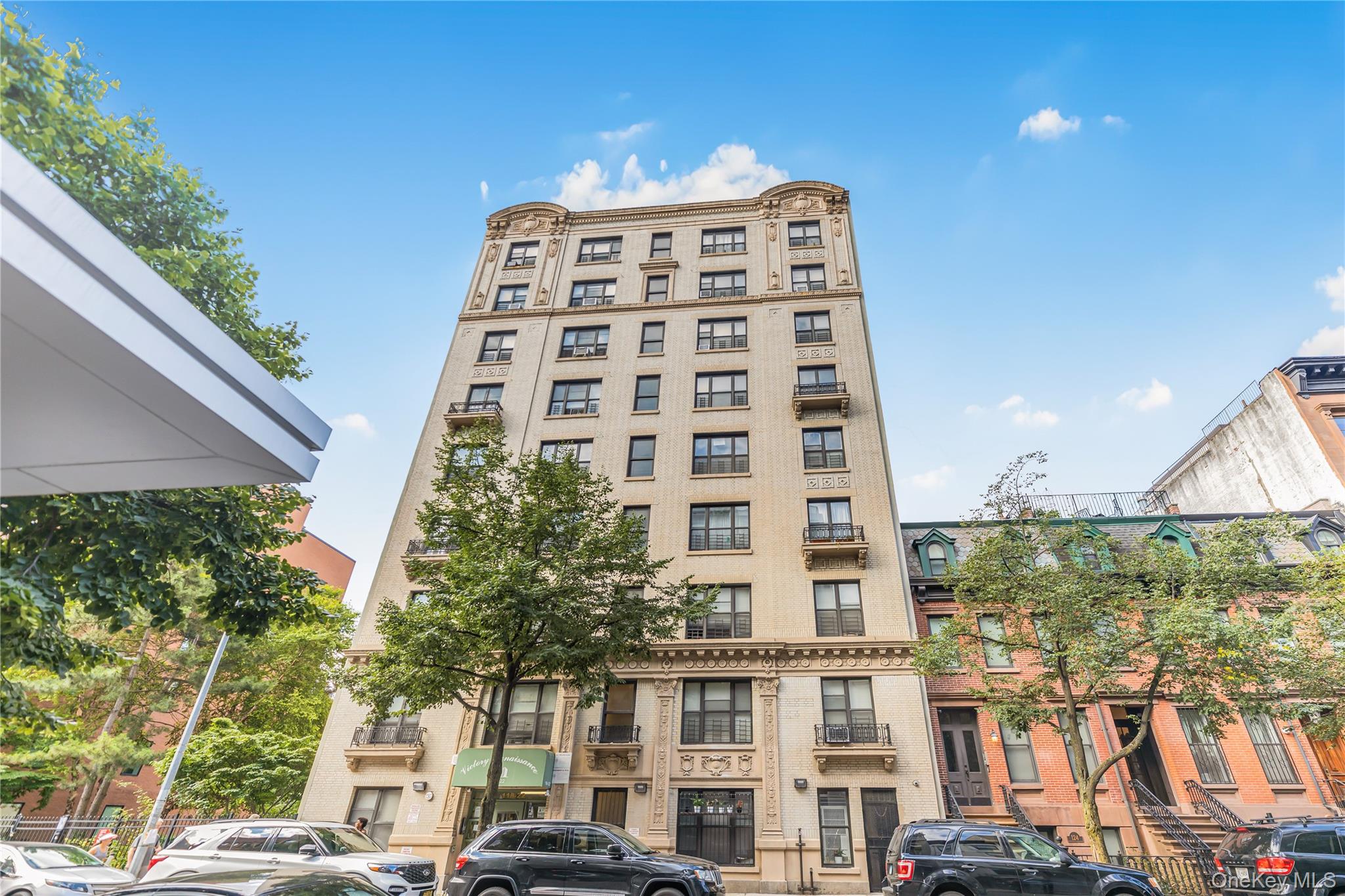 #12 photo, 118 - 122 W 123rd Street, New York (Manhattan) , NY 10027