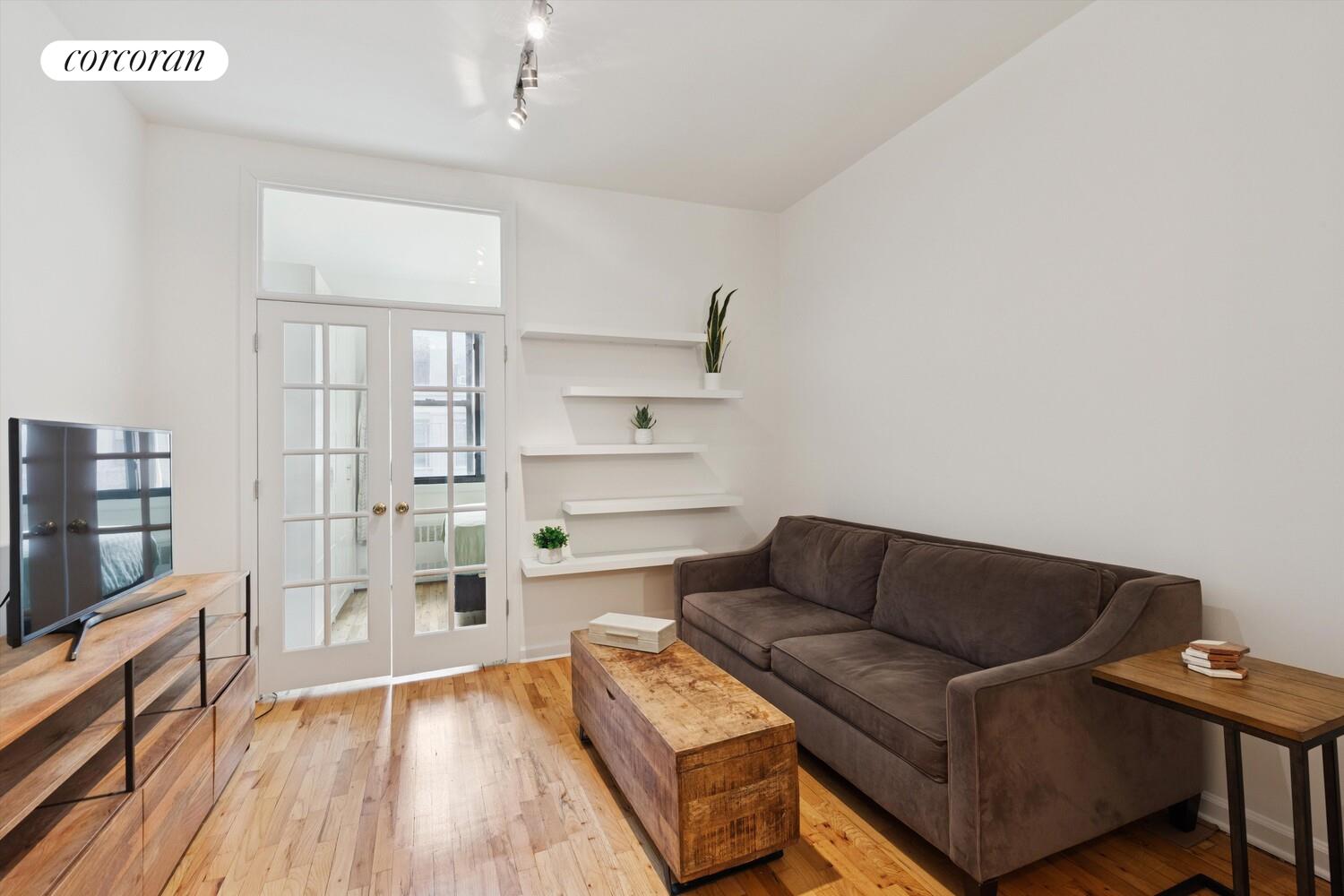 #2 photo, 205 E 89TH Street, 曼哈顿 Yorkville , NY 10128