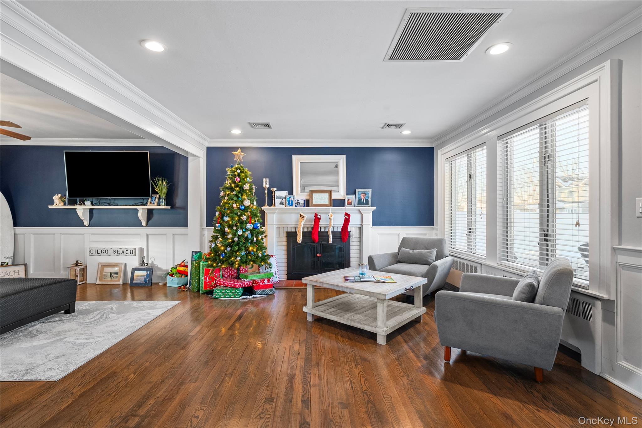 #5 photo, 60 Pickwick Lane, North Babylon , NY 11703