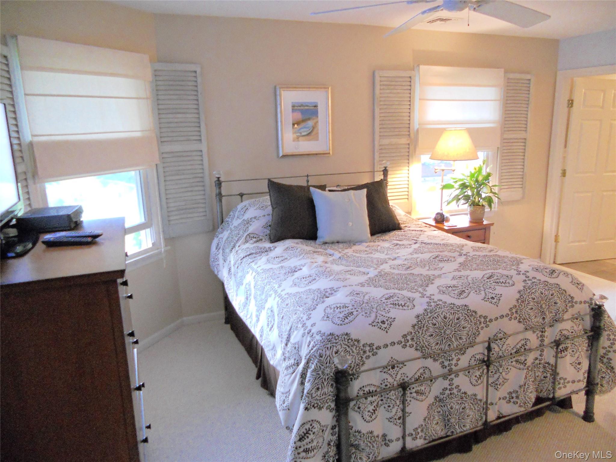 #11 photo, 601 Willow Pond Drive, Riverhead , NY 11901