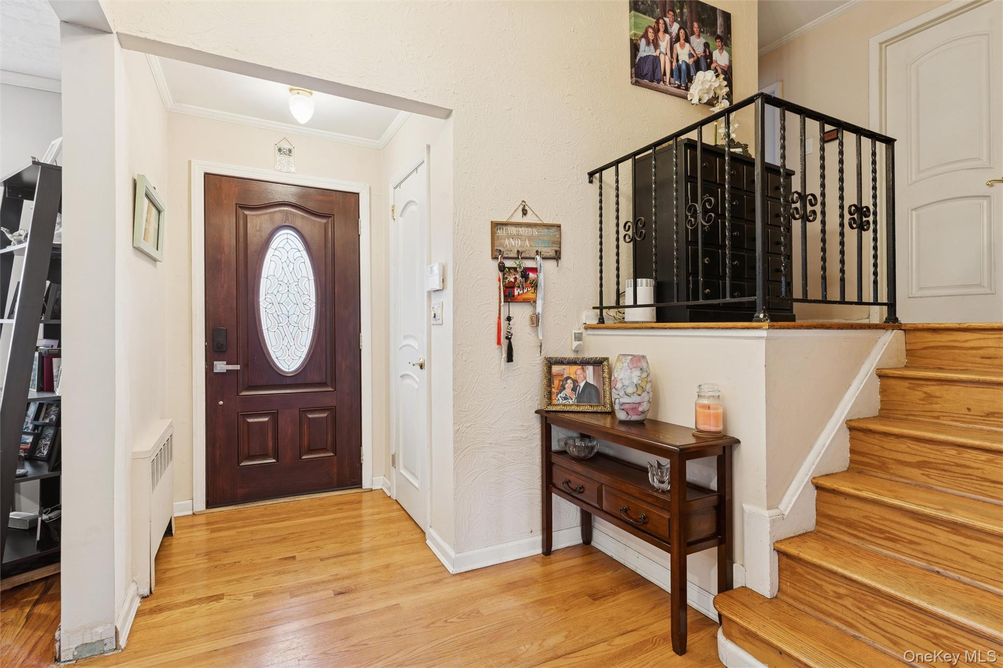 #2 photo, 616 Duke Street, Westbury , NY 11590