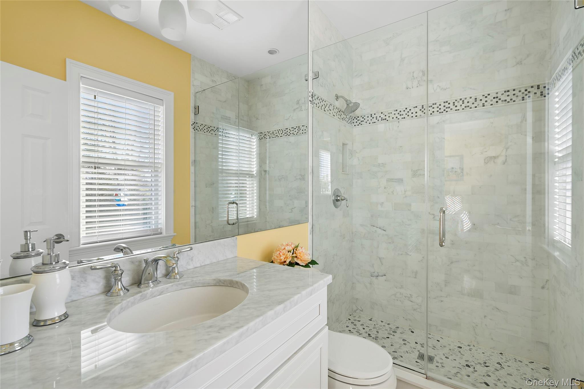 #19 photo, 106 E Tiana Road, Саффолк ‖ Hampton Bays , NY 11946