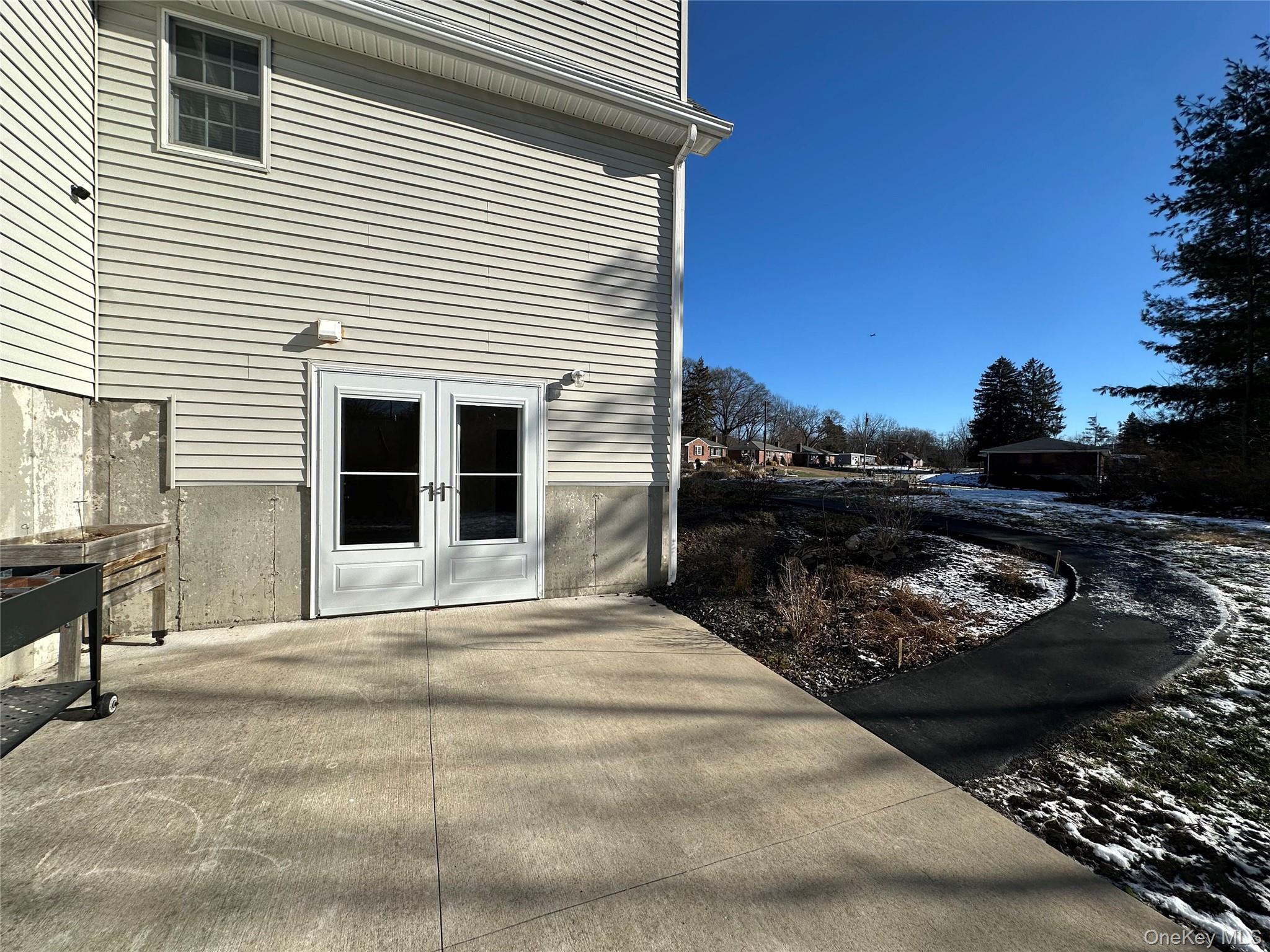 #1 photo, 27 Meadow Street, Newburgh , NY 12550