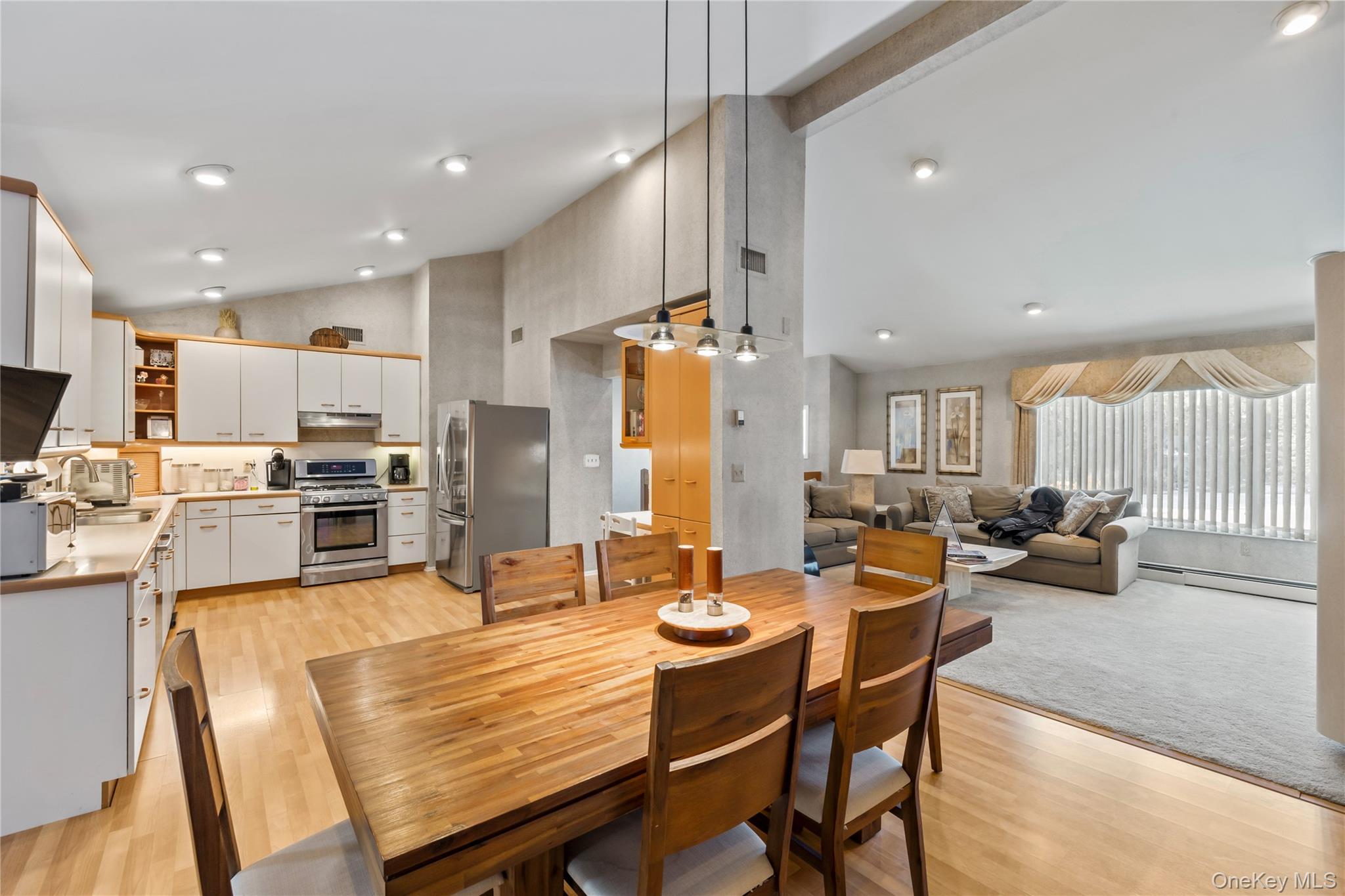 #10 photo, 20 Mountainview Avenue, Airmont , NY 10901