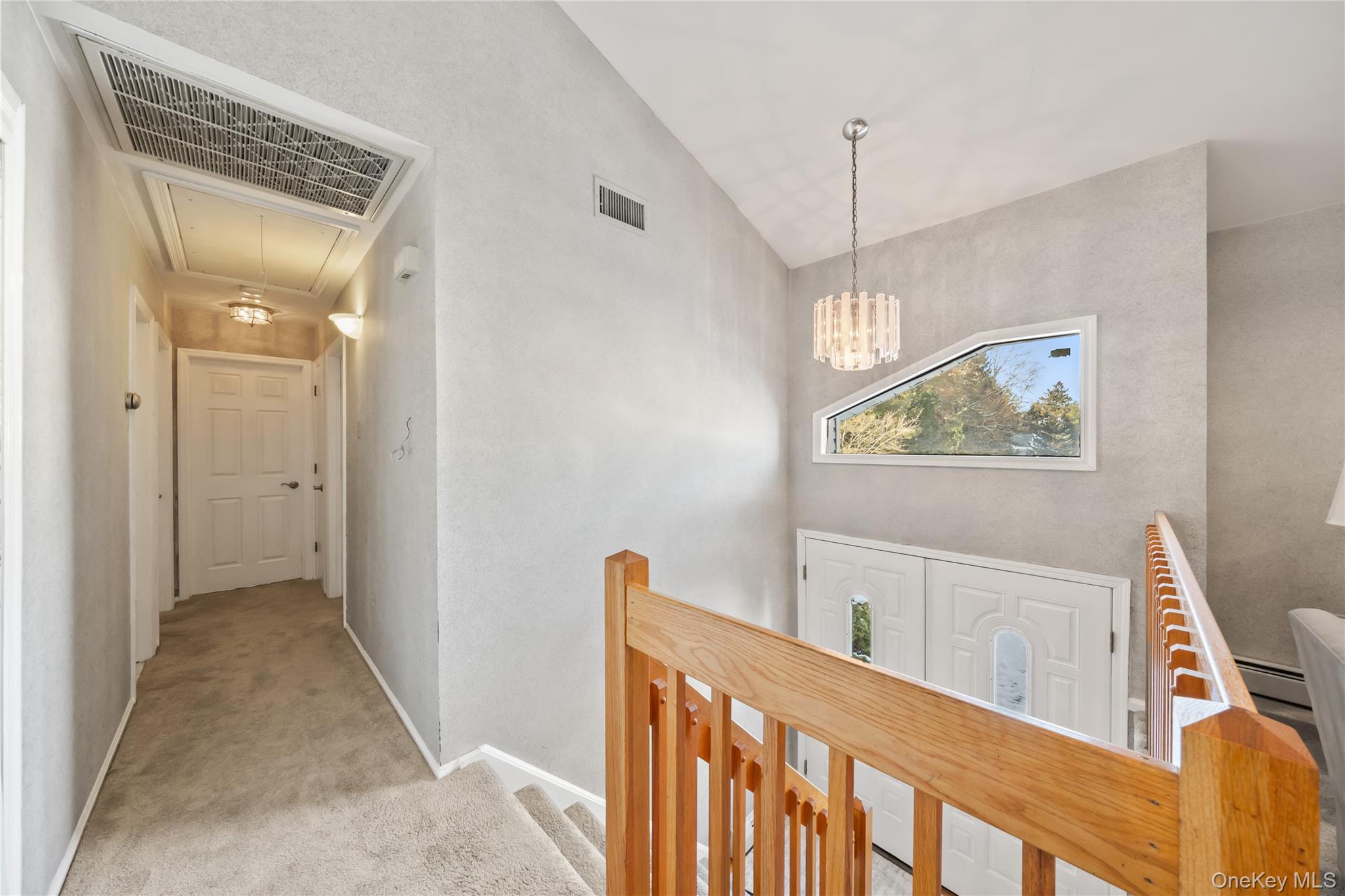 #3 photo, 20 Mountainview Avenue, Airmont , NY 10901