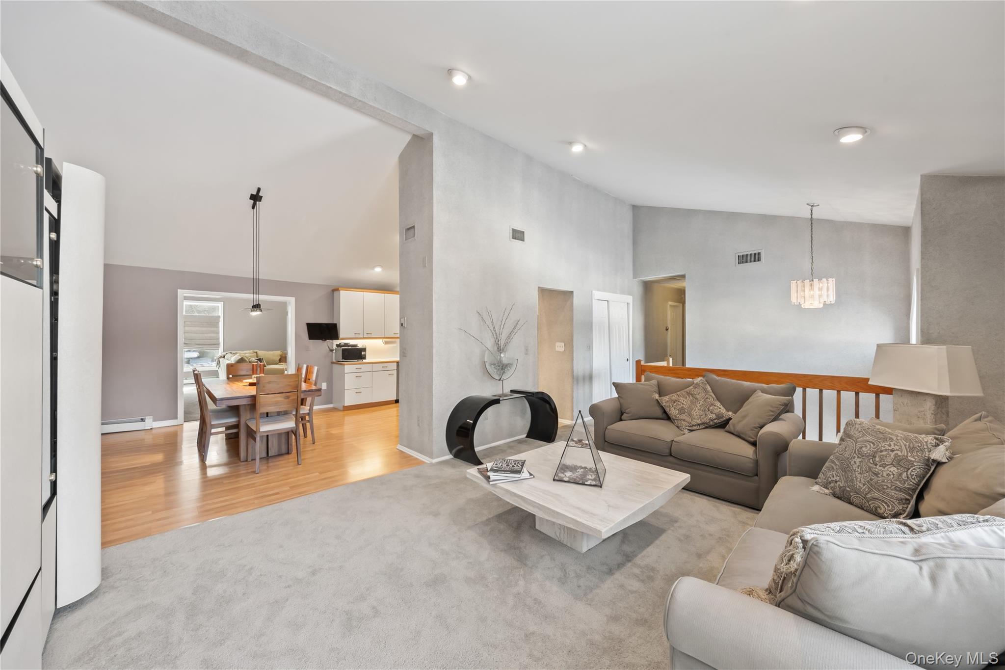 #7 photo, 20 Mountainview Avenue, Airmont , NY 10901