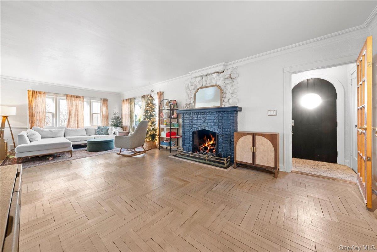 #11 photo, 22 Palmer Ave, Mount Vernon , NY 10552