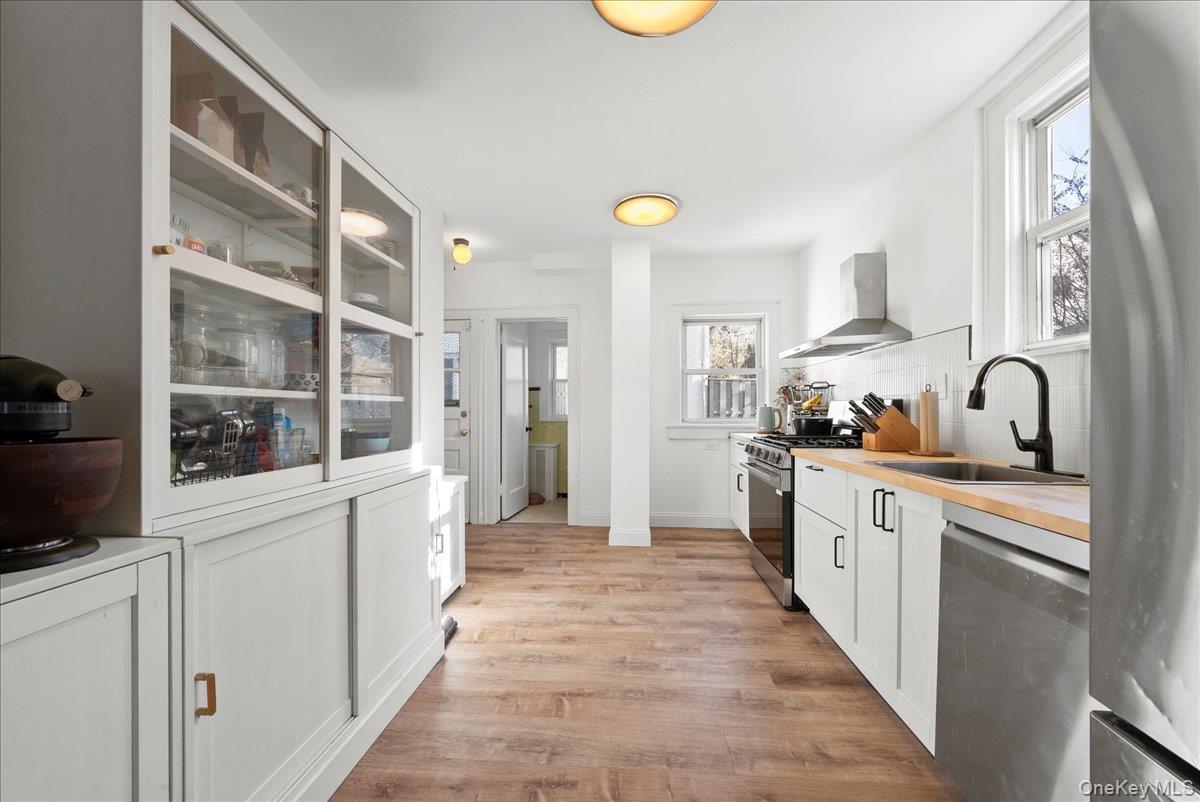 #18 photo, 22 Palmer Ave, Mount Vernon , NY 10552