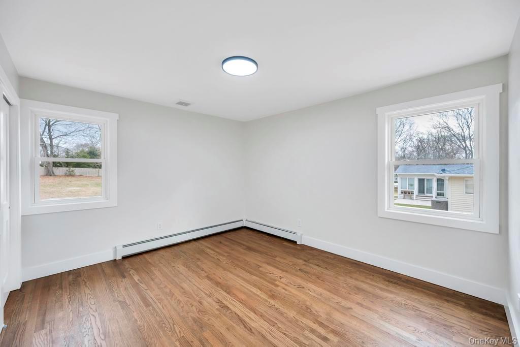 #14 photo, 160 Oak Street, Саффолк ‖ Mattituck , NY 11952