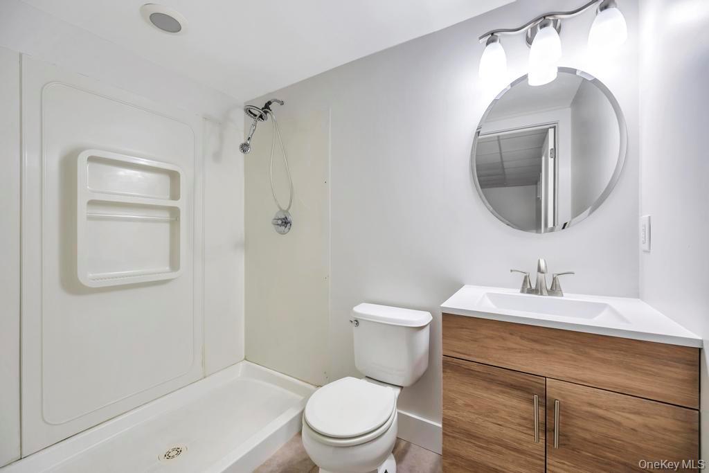 #20 photo, 160 Oak Street, Саффолк ‖ Mattituck , NY 11952