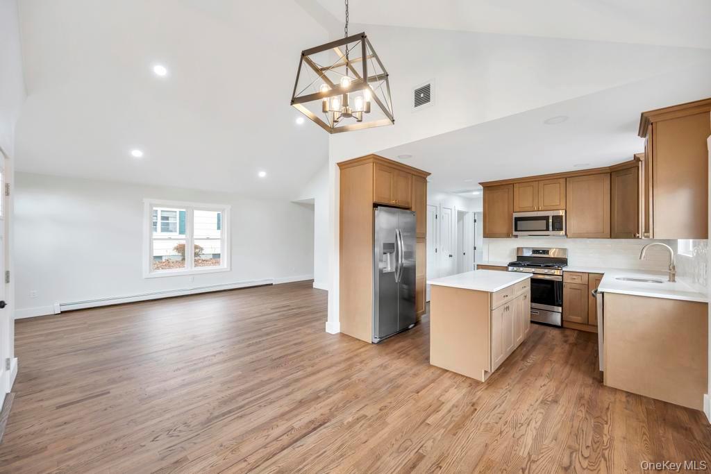 #3 photo, 160 Oak Street, Саффолк ‖ Mattituck , NY 11952