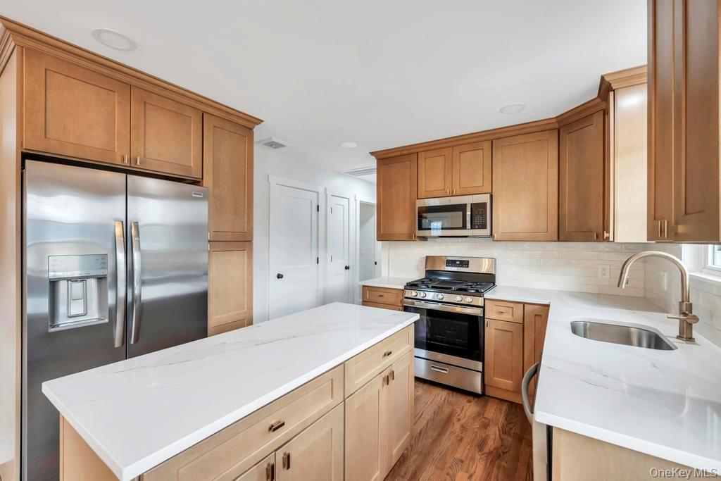 #4 photo, 160 Oak Street, Саффолк ‖ Mattituck , NY 11952