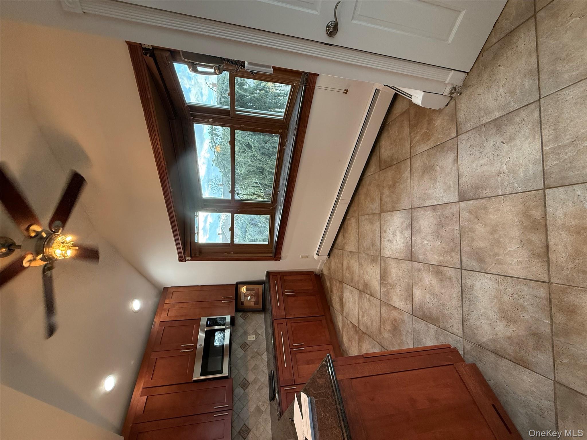 #4 photo, 63 Anchor Lane, Levittown , NY 11756