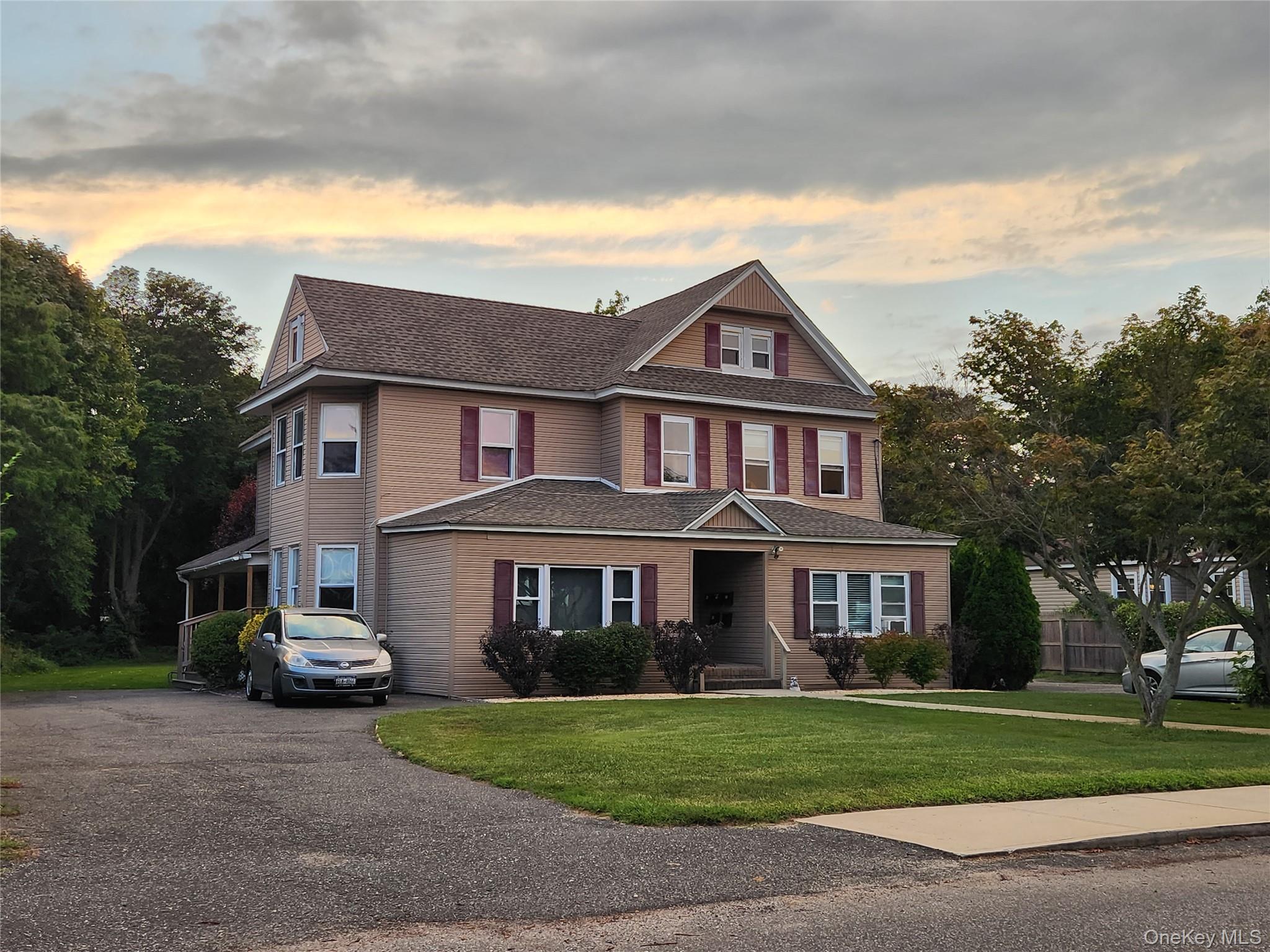 #1 photo, 40 Tyler Avenue, West Sayville , NY 11796