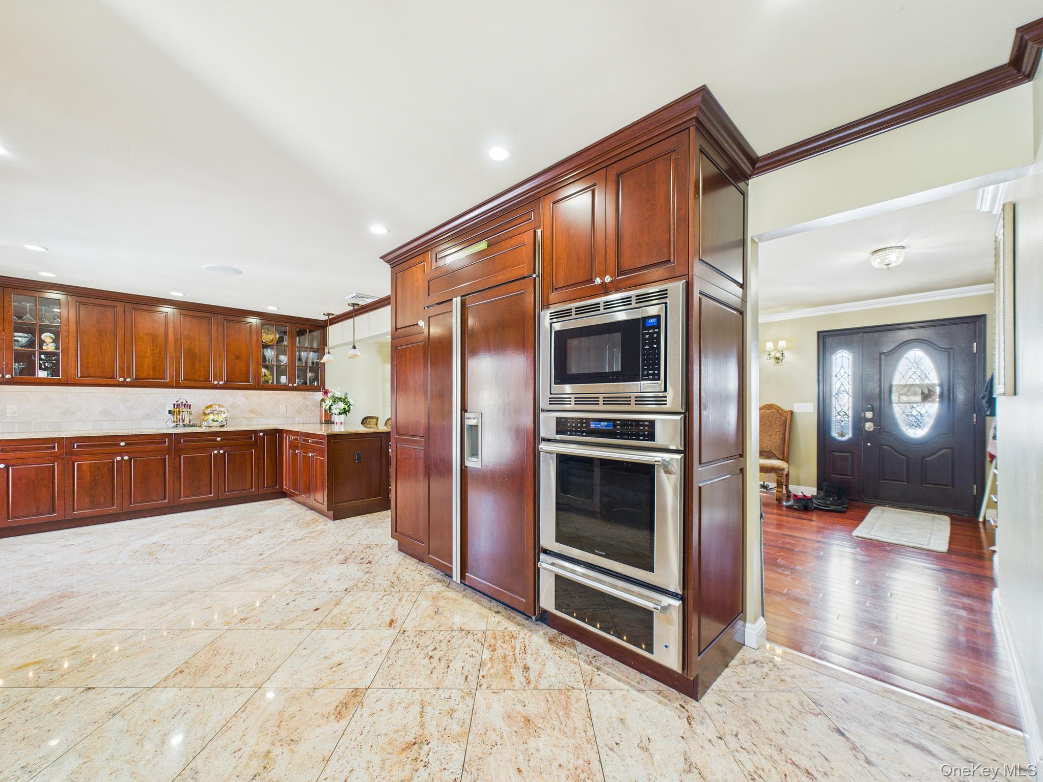 #4 photo, 803 Michele Lane, Hempstead , NY 11793