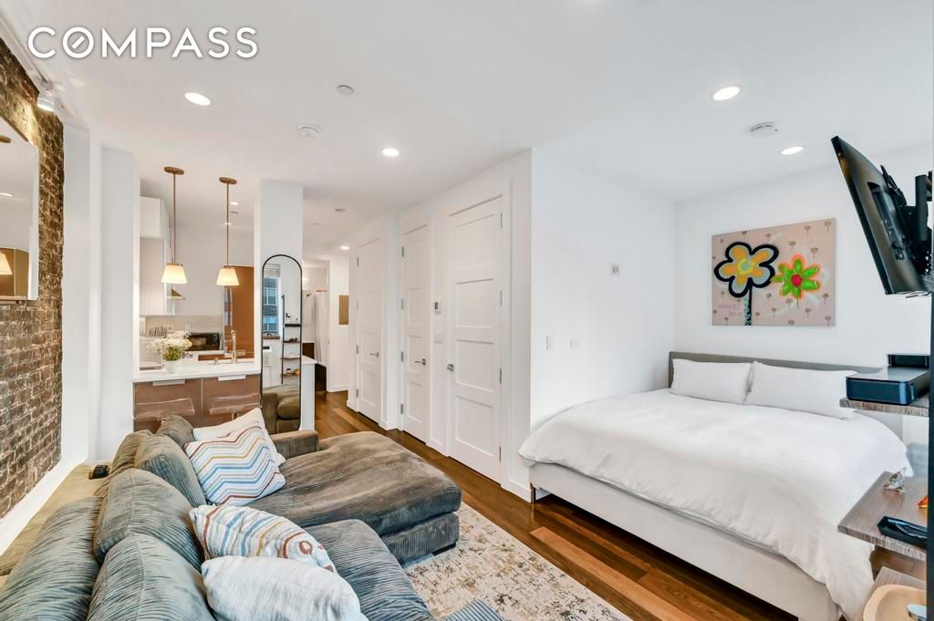 #3 photo, 148 E 19th Street, מנהטן Gramercy Park , NY 10003