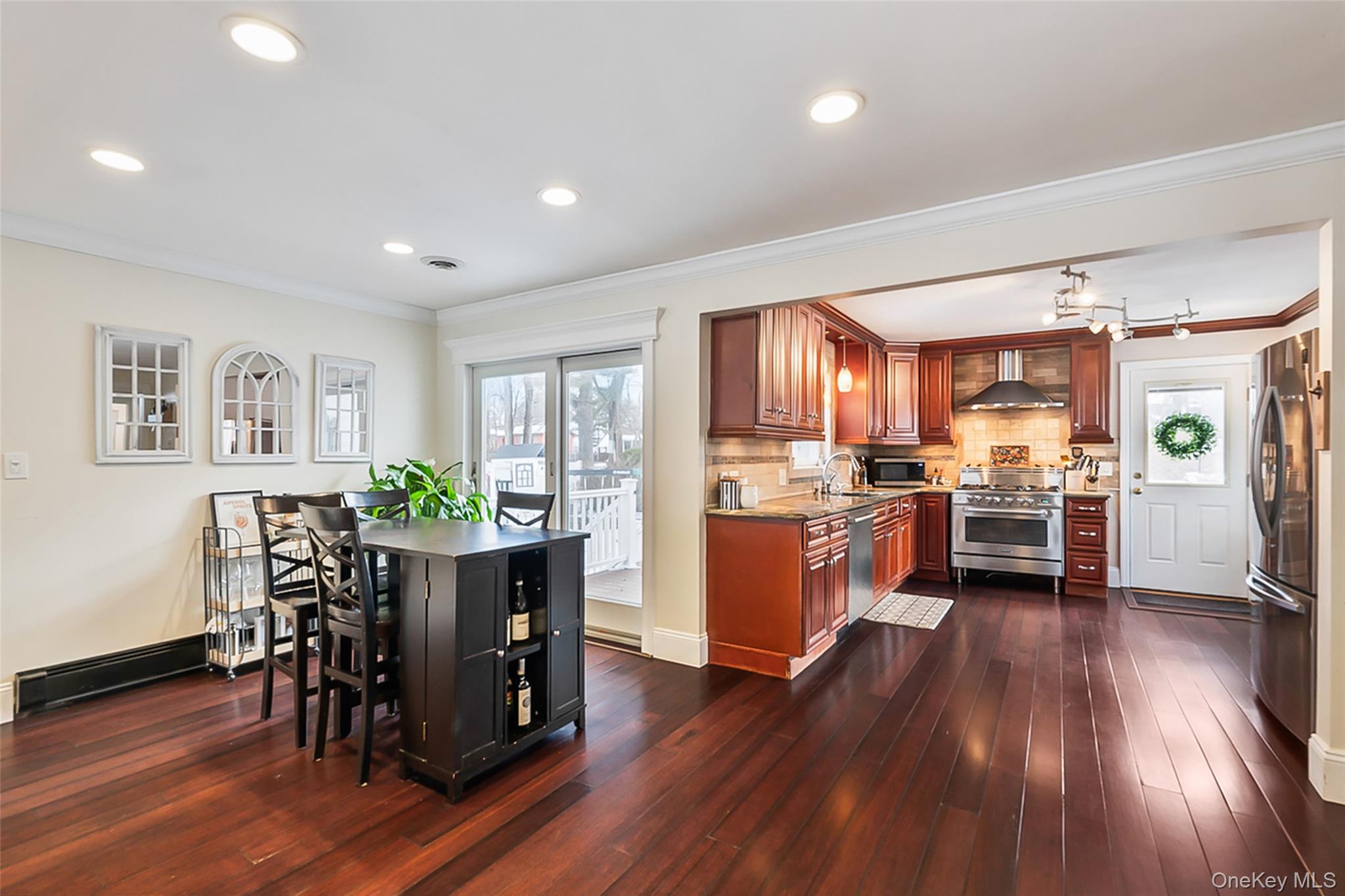 #8 photo, 2 Henry Court, Nanuet , NY 10954