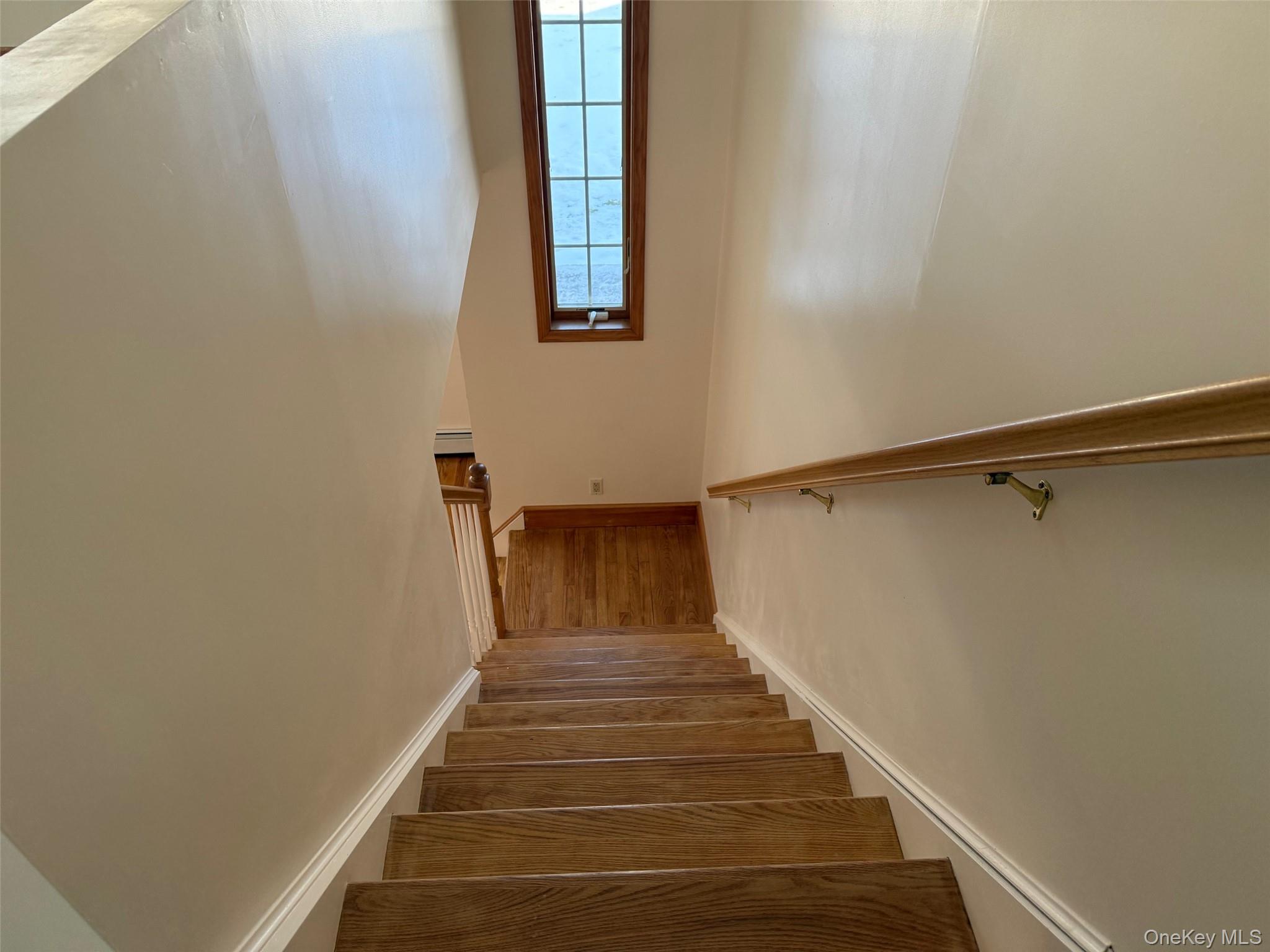 #15 photo, 88 Pierce Circle, New Hampton , NY 10958