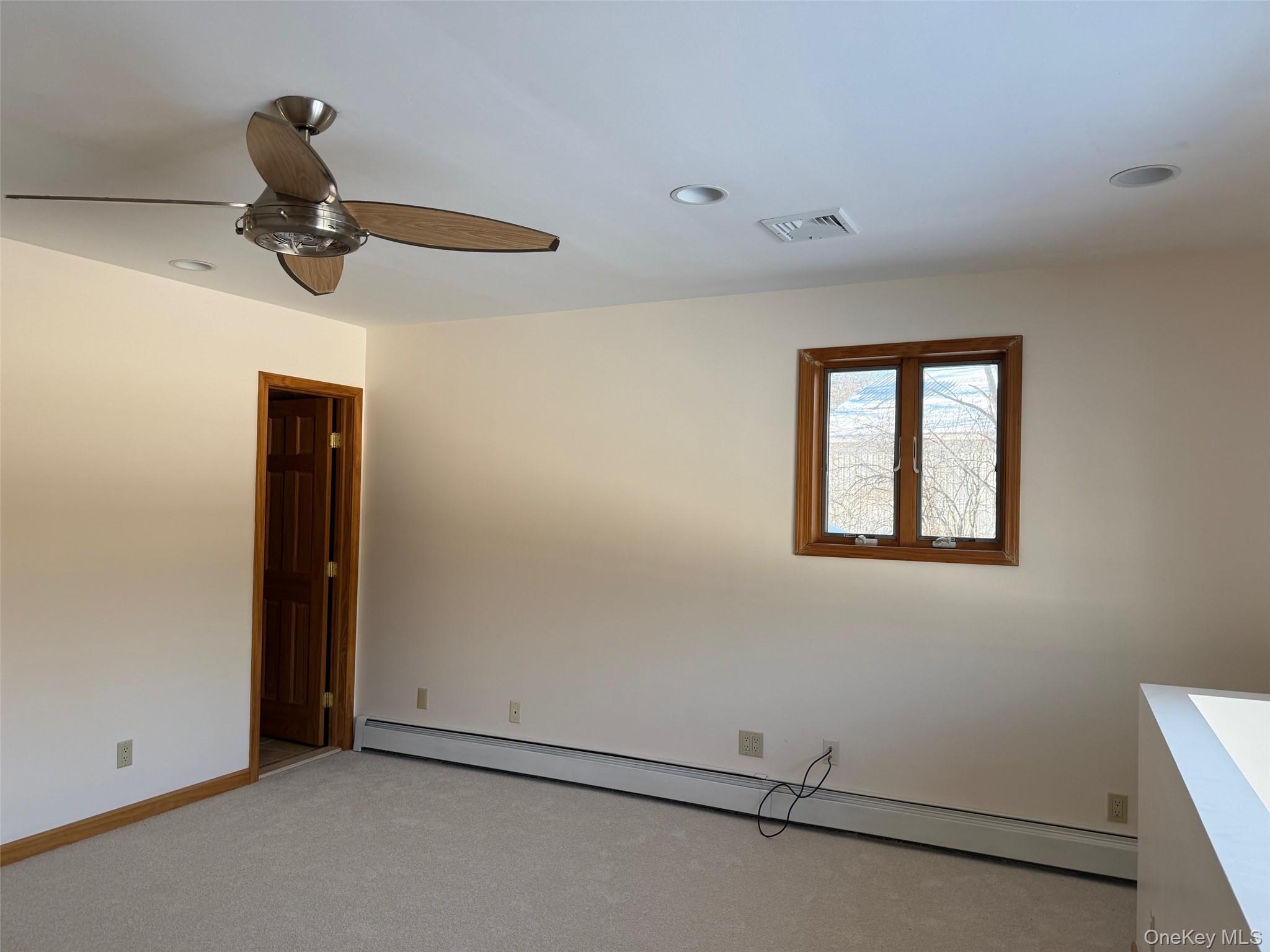 #18 photo, 88 Pierce Circle, New Hampton , NY 10958