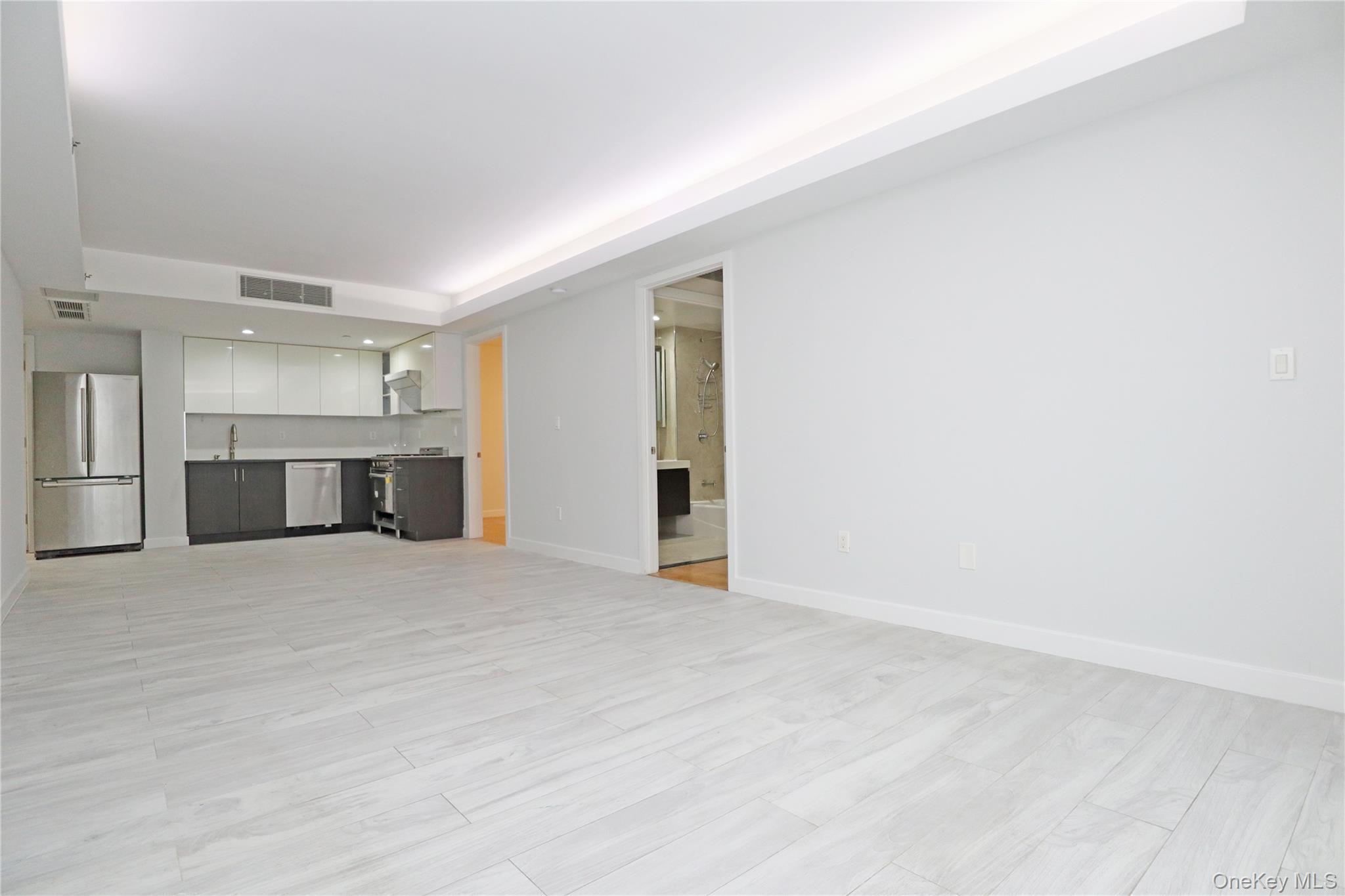 #7 photo, 15815 Union Turnpike, कुईंस Fresh Meadows , NY 11366