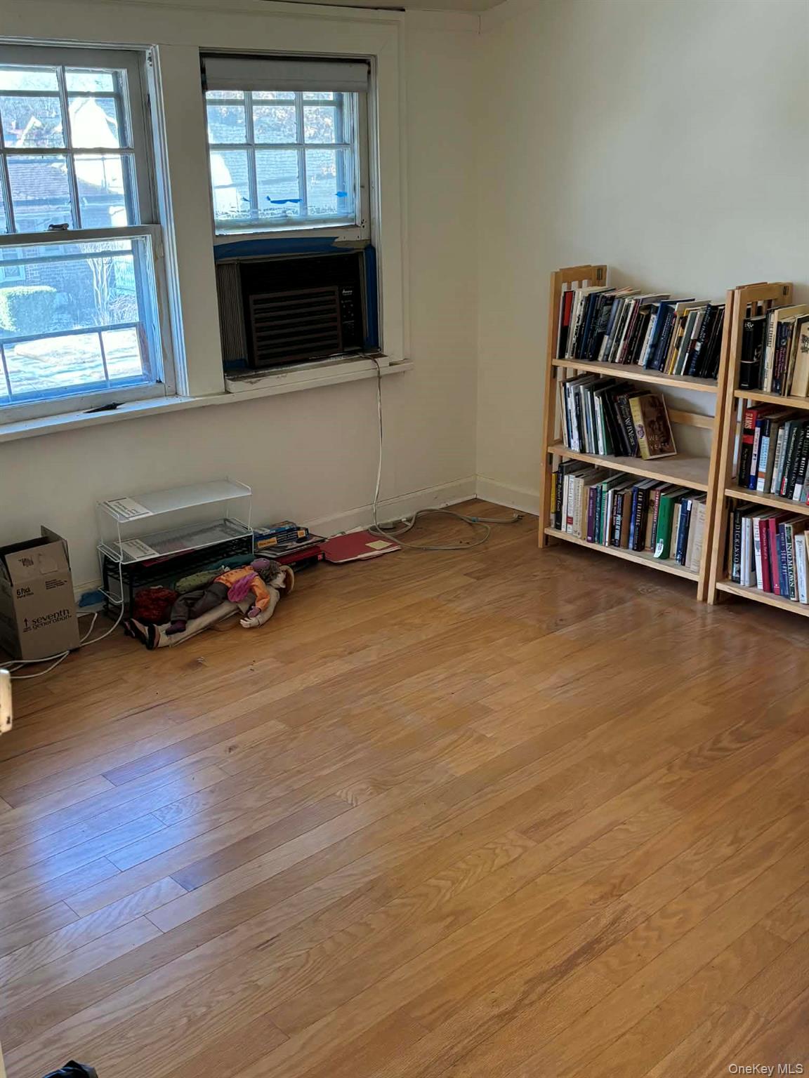 #15 photo, 4 Twain Street, North Baldwin , NY 11510