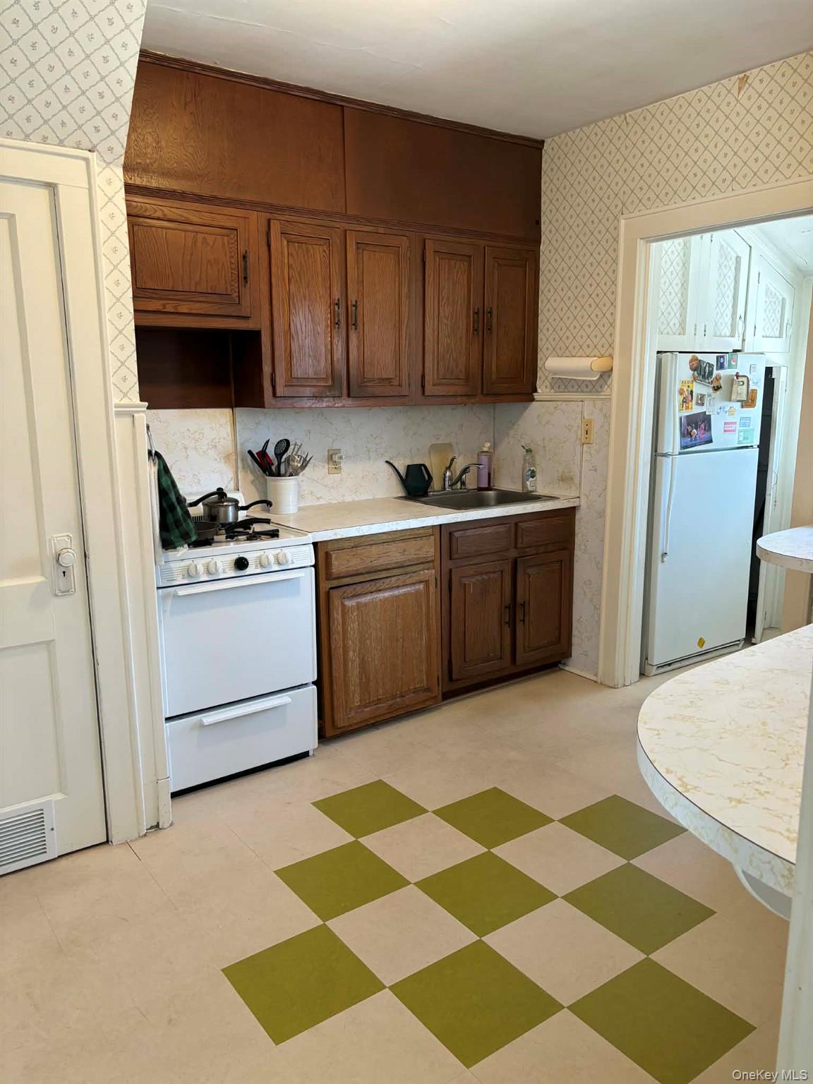 #8 photo, 4 Twain Street, North Baldwin , NY 11510